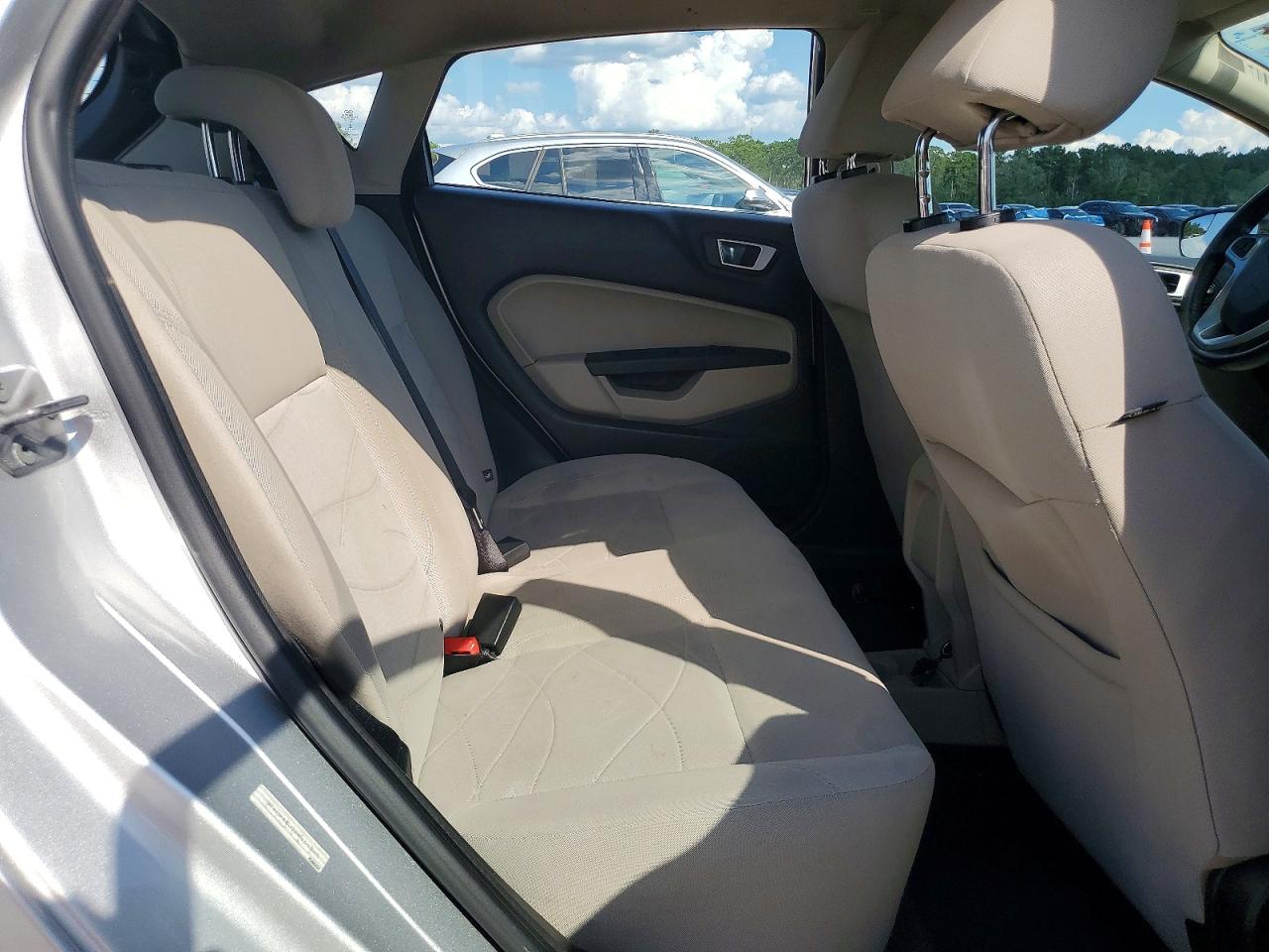 2014 Ford Fiesta Se Silver vin: 3FADP4EJ3EM165265