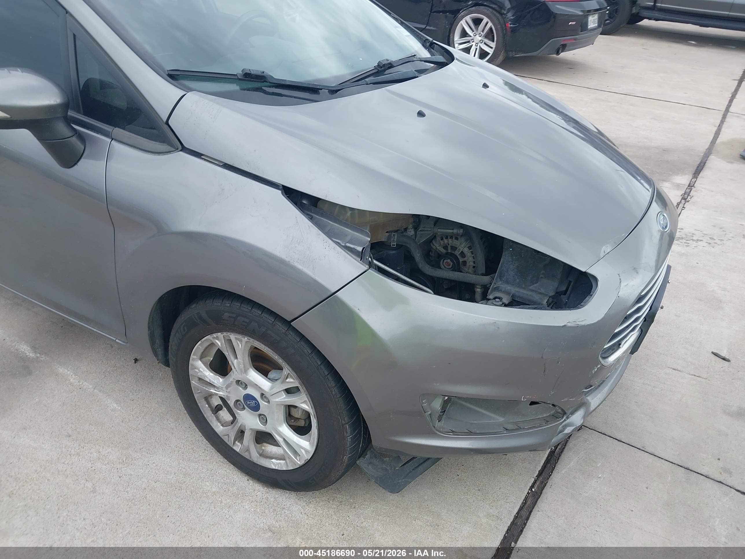 2014 Ford Fiesta Se Серый vin: 3FADP4EJ3EM174340
