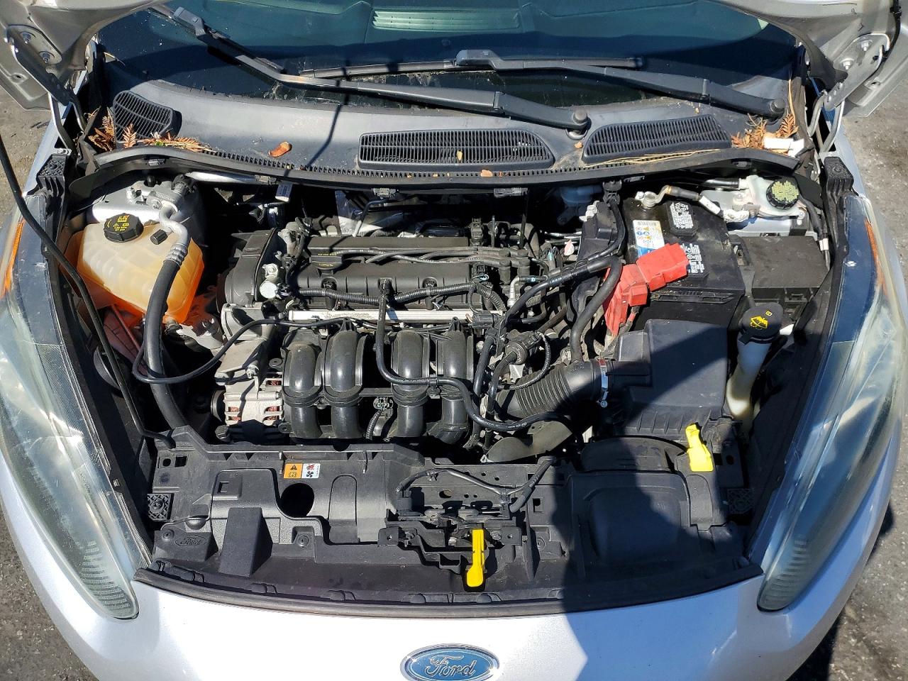 2014 Ford Fiesta Se Silver vin: 3FADP4EJ3EM203769