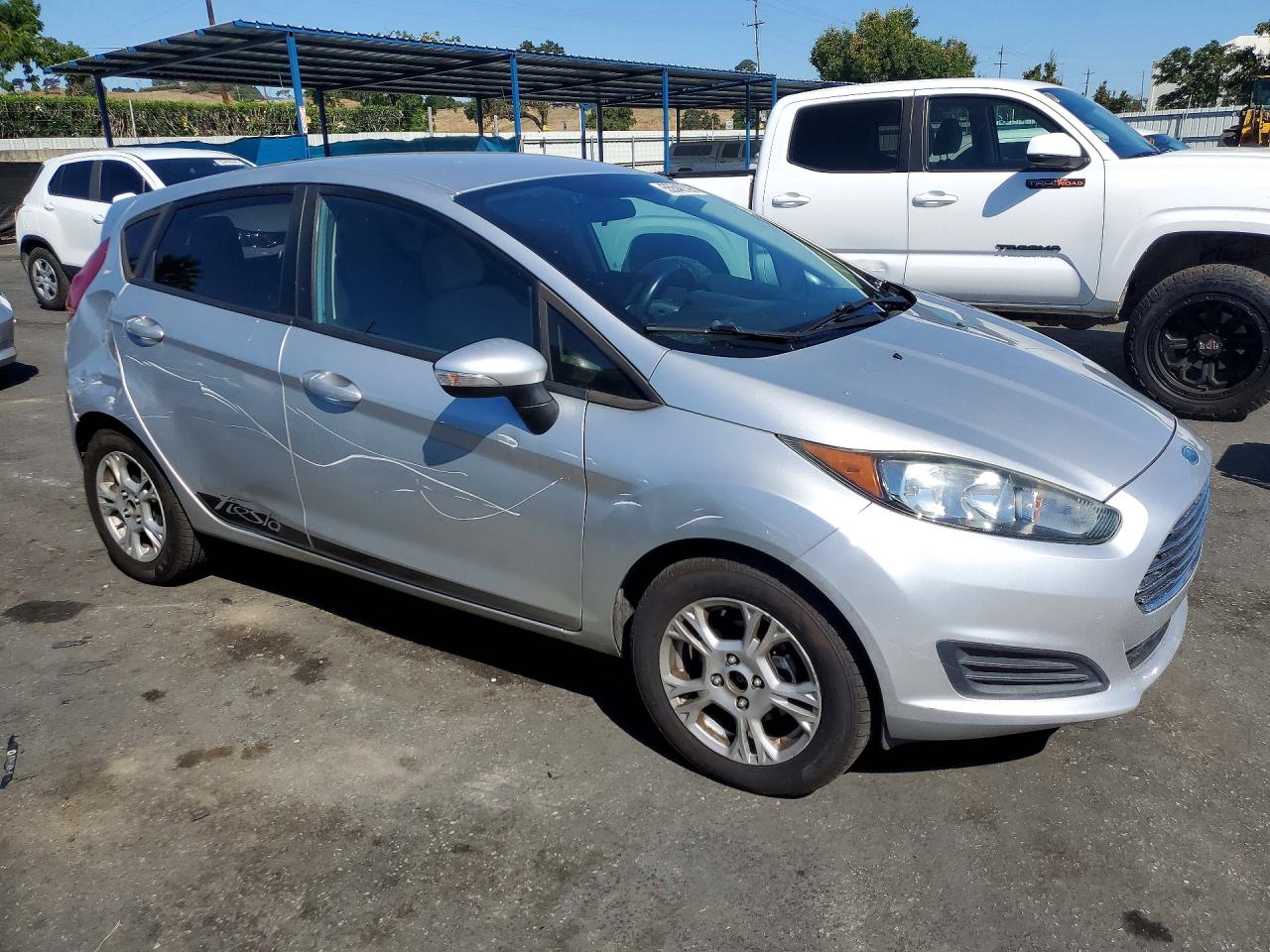2014 Ford Fiesta Se Silver vin: 3FADP4EJ3EM203769