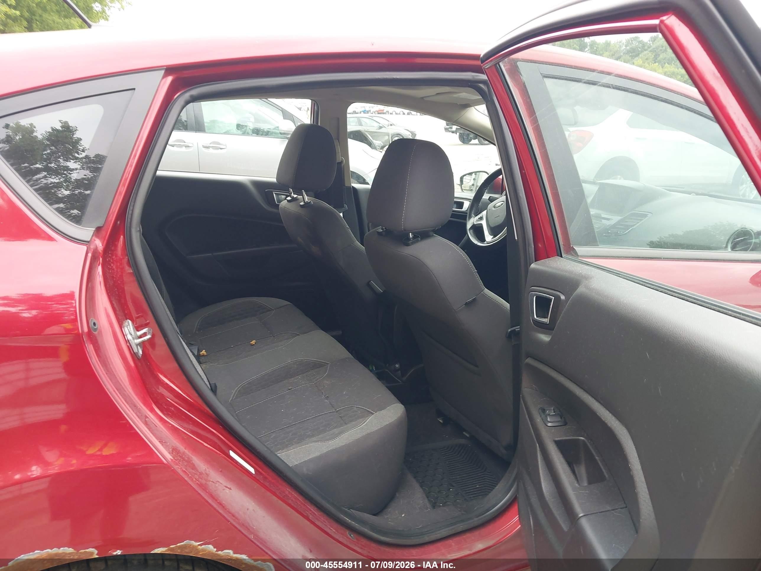 2014 Ford Fiesta Se Red vin: 3FADP4EJ3EM237761