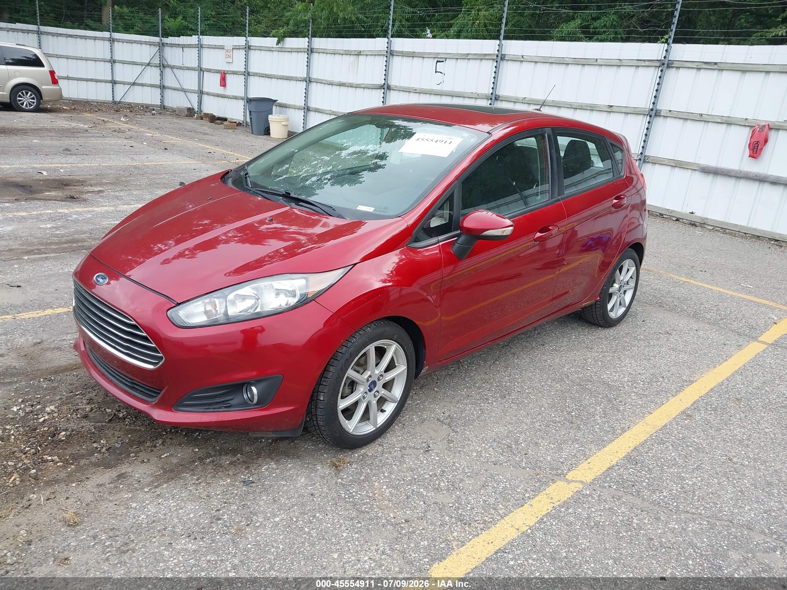 2014 Ford Fiesta Se Red vin: 3FADP4EJ3EM237761