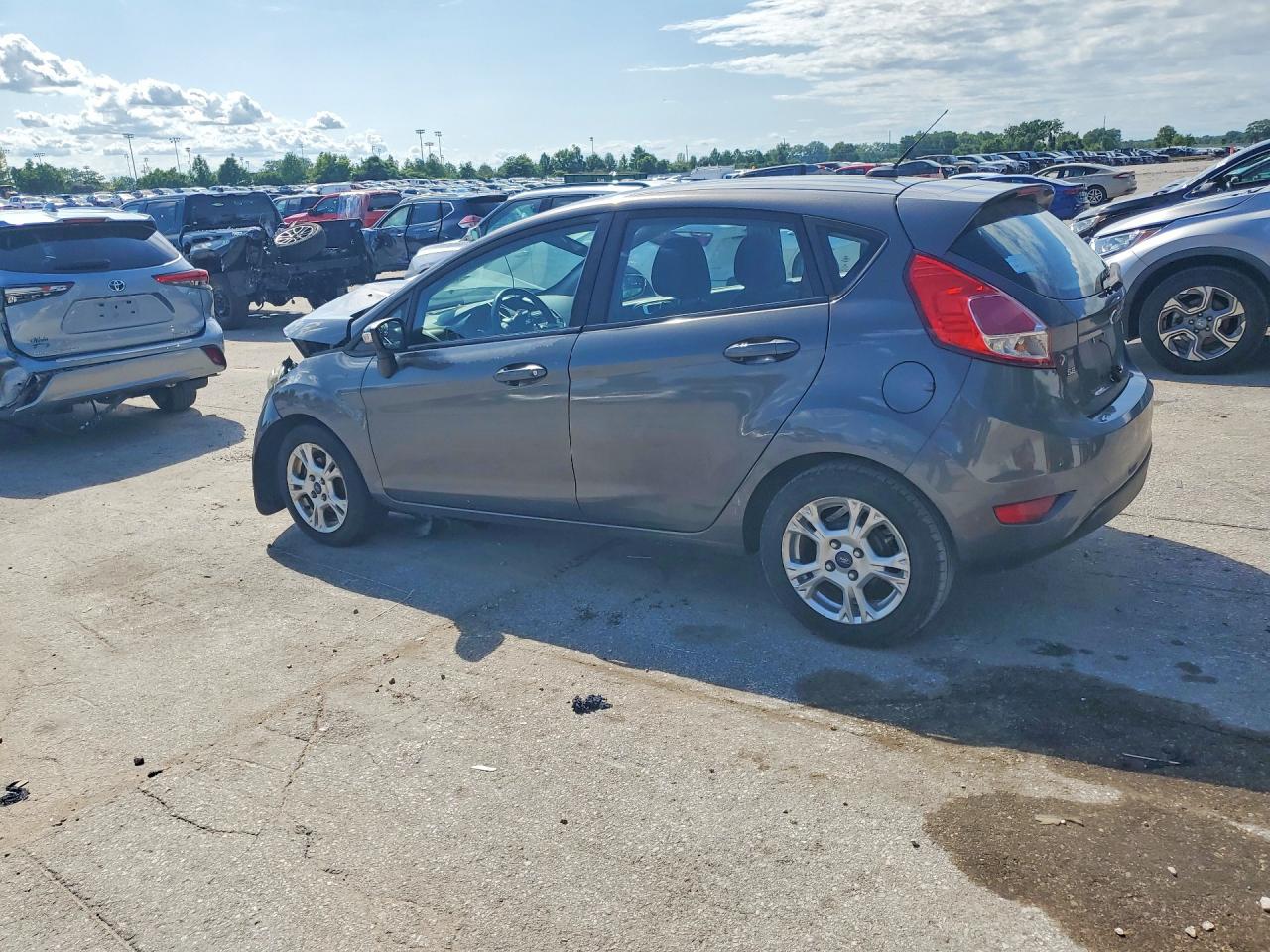 2015 Ford Fiesta Se Gray vin: 3FADP4EJ3FM118514