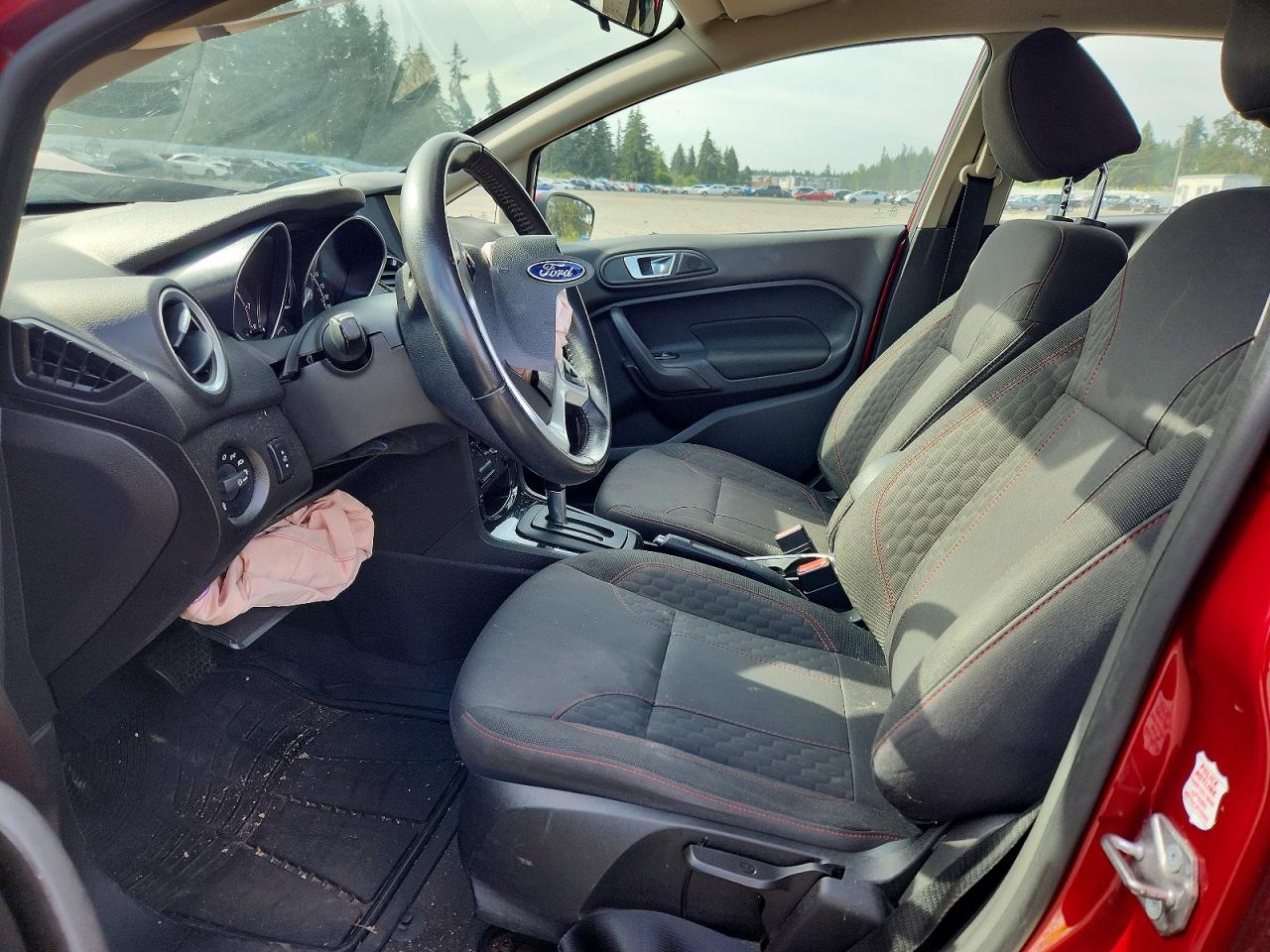2015 Ford Fiesta Se Red vin: 3FADP4EJ3FM196839