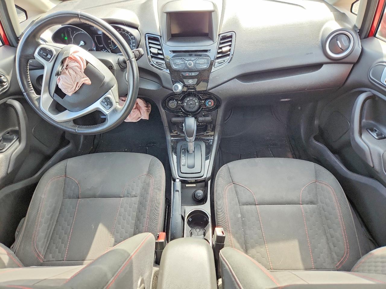 2015 Ford Fiesta Se Red vin: 3FADP4EJ3FM196839