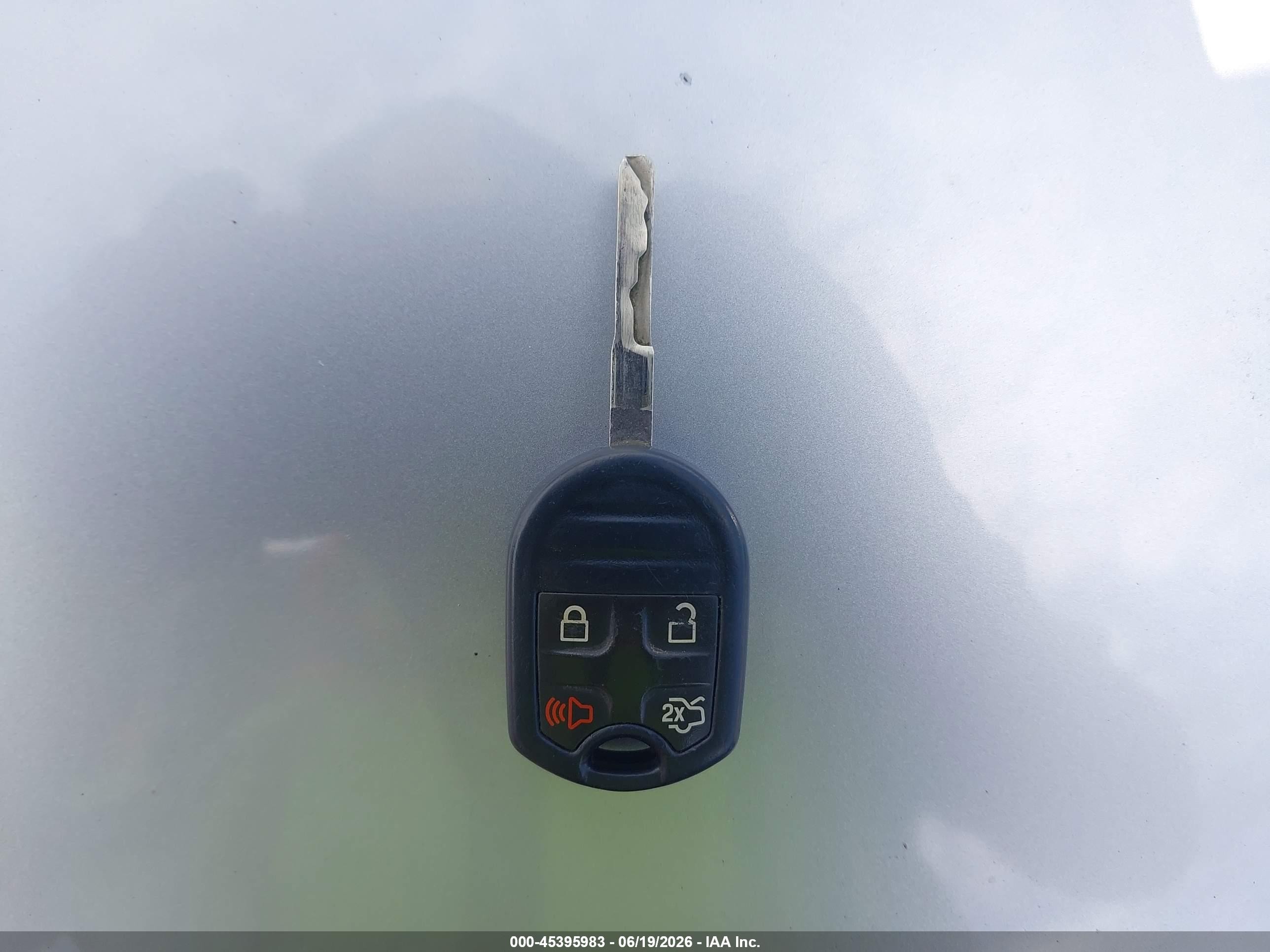 2015 Ford Fiesta Se Red vin: 3FADP4EJ3FM200551
