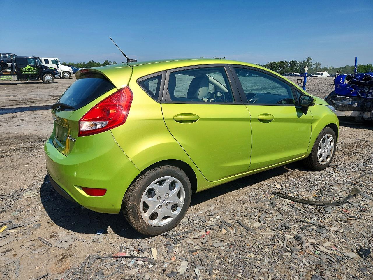 2011 Ford Fiesta Se Зеленый vin: 3FADP4EJ4BM142167