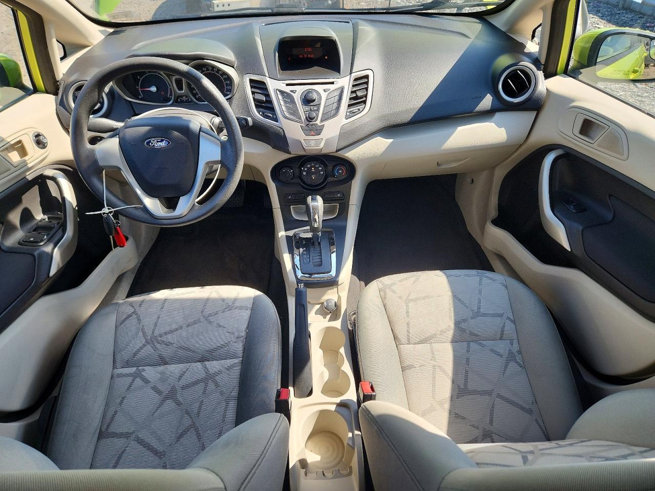 2011 Ford Fiesta Se Зеленый vin: 3FADP4EJ4BM142167