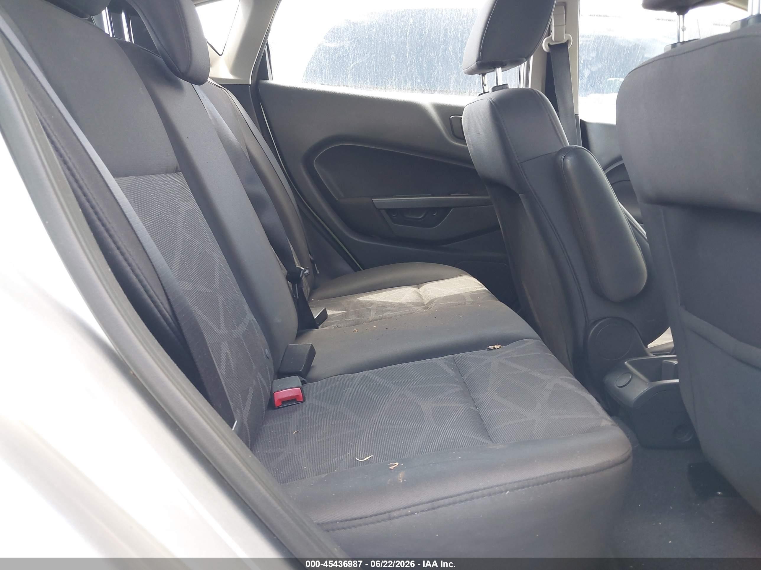 2012 Ford Fiesta Se Silver vin: 3FADP4EJ4CM101944