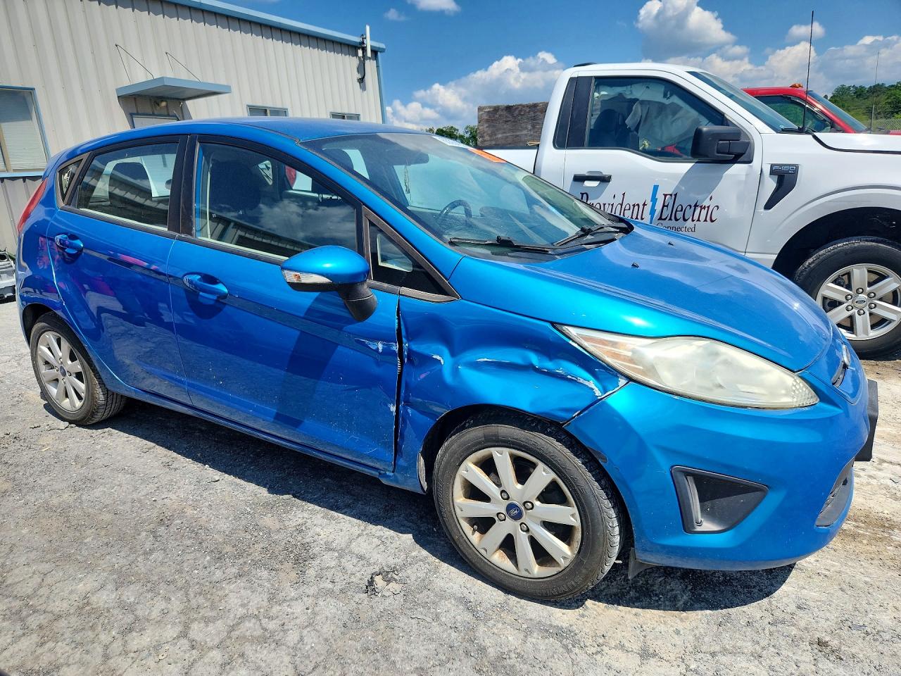 2013 Ford Fiesta Se Blue vin: 3FADP4EJ4DM107406