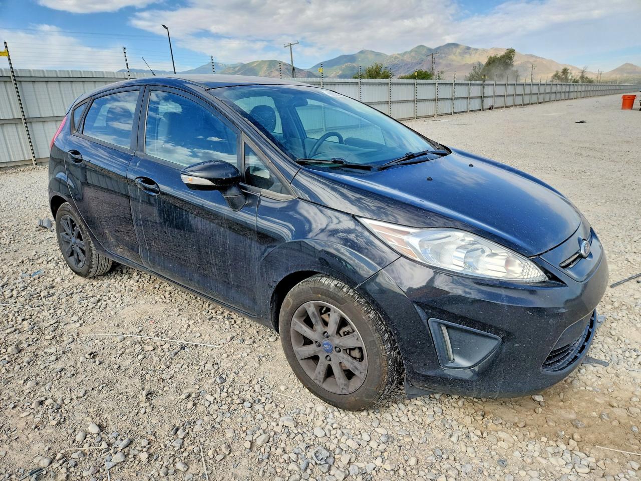 2013 Ford Fiesta Se Black vin: 3FADP4EJ4DM116798