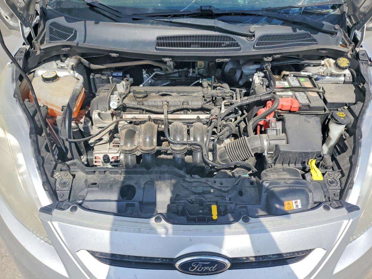 2013 Ford Fiesta Se Серебряный vin: 3FADP4EJ4DM158713