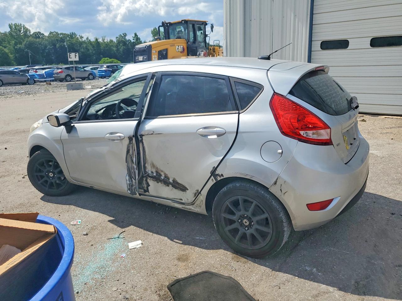 2013 Ford Fiesta Se Серебряный vin: 3FADP4EJ4DM158713