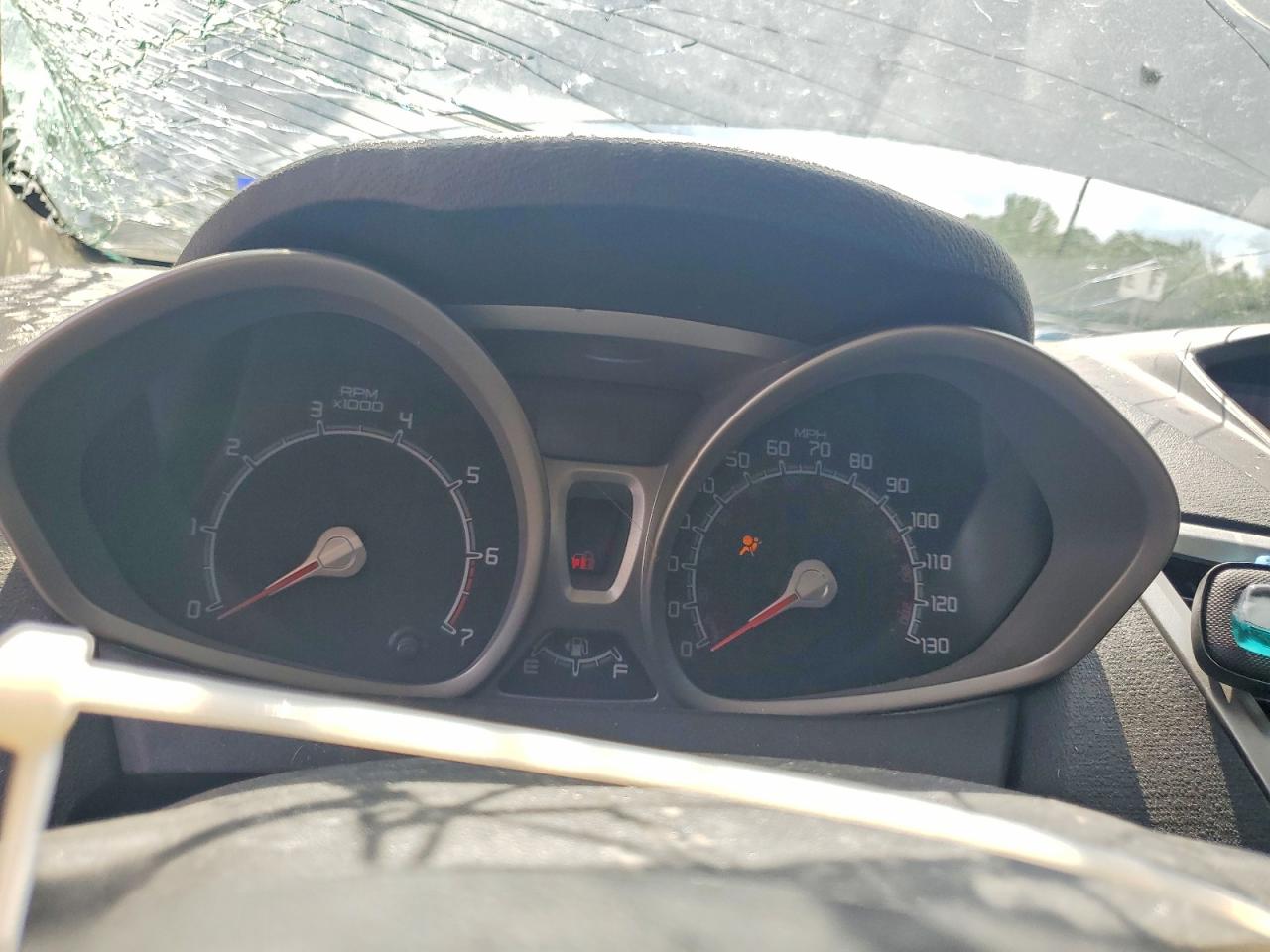 2013 Ford Fiesta Se Серебряный vin: 3FADP4EJ4DM158713
