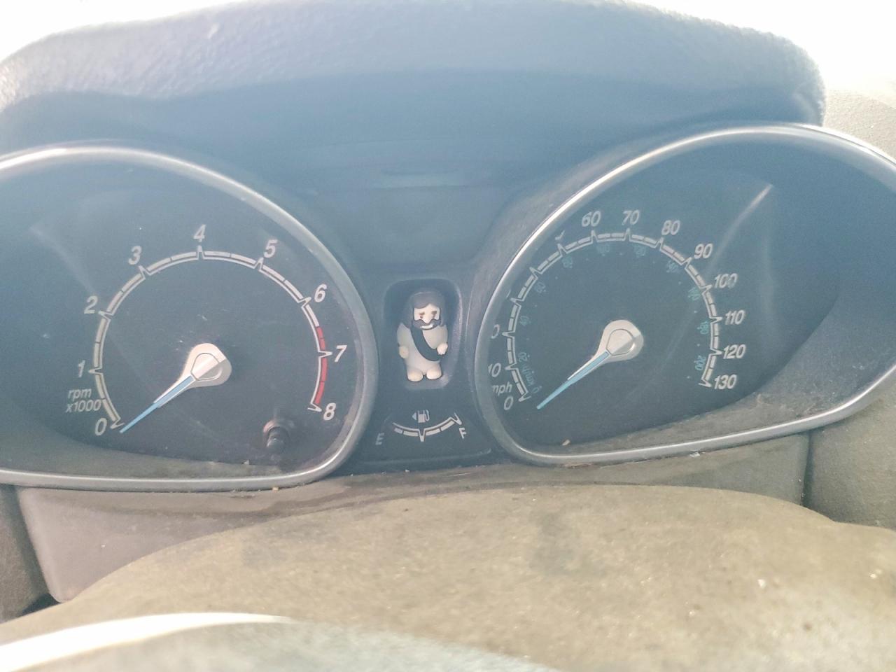 2014 Ford Fiesta Se Серебряный vin: 3FADP4EJ4EM131559