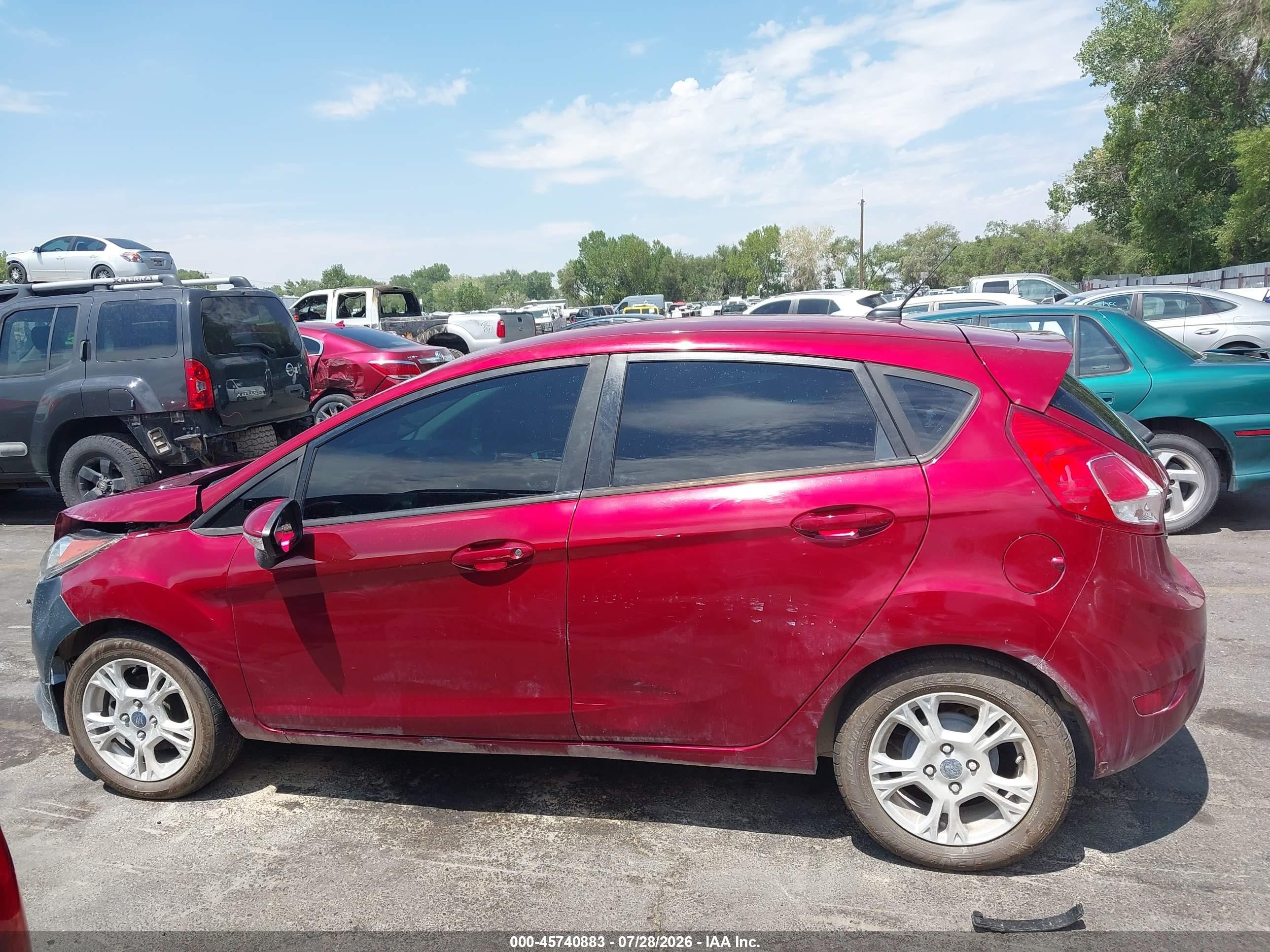 2014 Ford Fiesta Se Red vin: 3FADP4EJ4EM243715