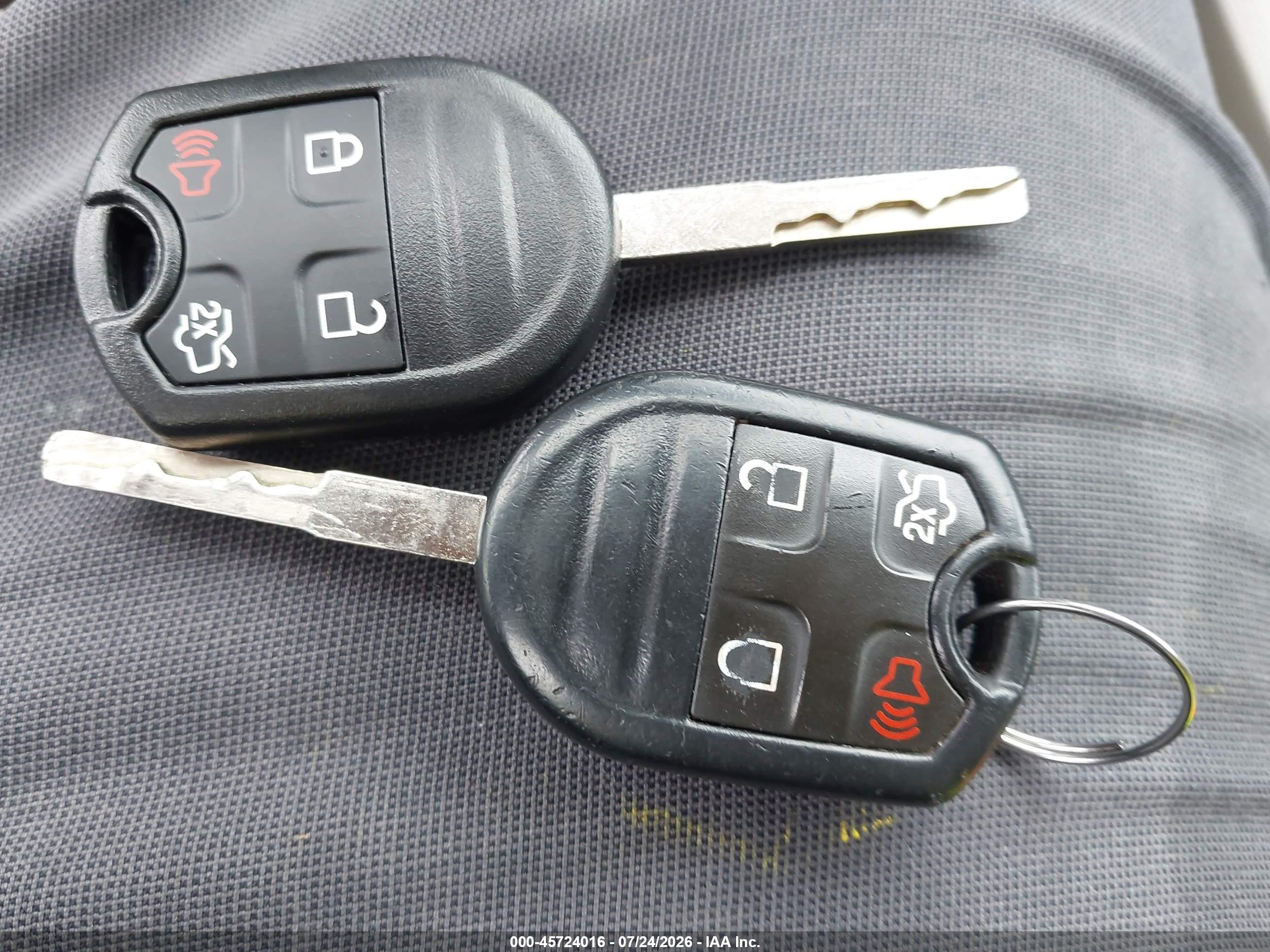 2015 Ford Fiesta Se Черный vin: 3FADP4EJ4FM136276