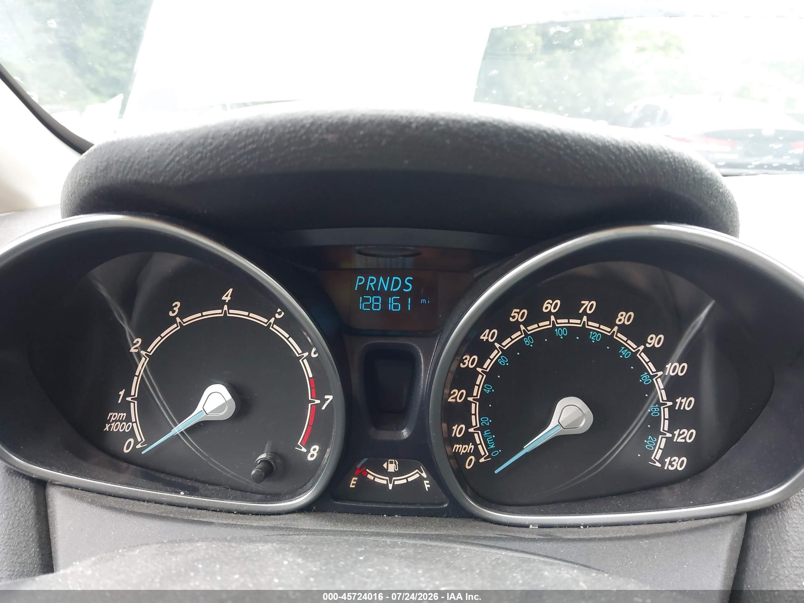 2015 Ford Fiesta Se Черный vin: 3FADP4EJ4FM136276