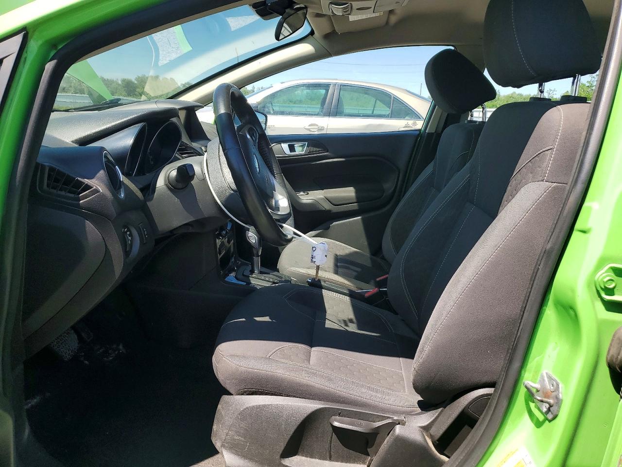 2015 Ford Fiesta Se Green vin: 3FADP4EJ4FM142675