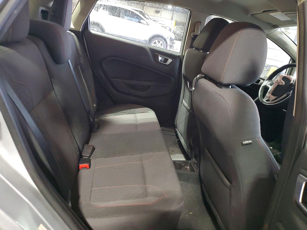 2015 Ford Fiesta Se Silver vin: 3FADP4EJ4FM167446