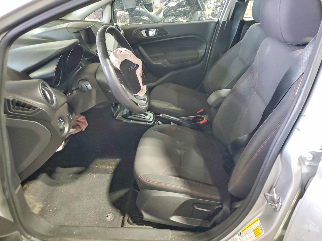 2015 Ford Fiesta Se Silver vin: 3FADP4EJ4FM167446