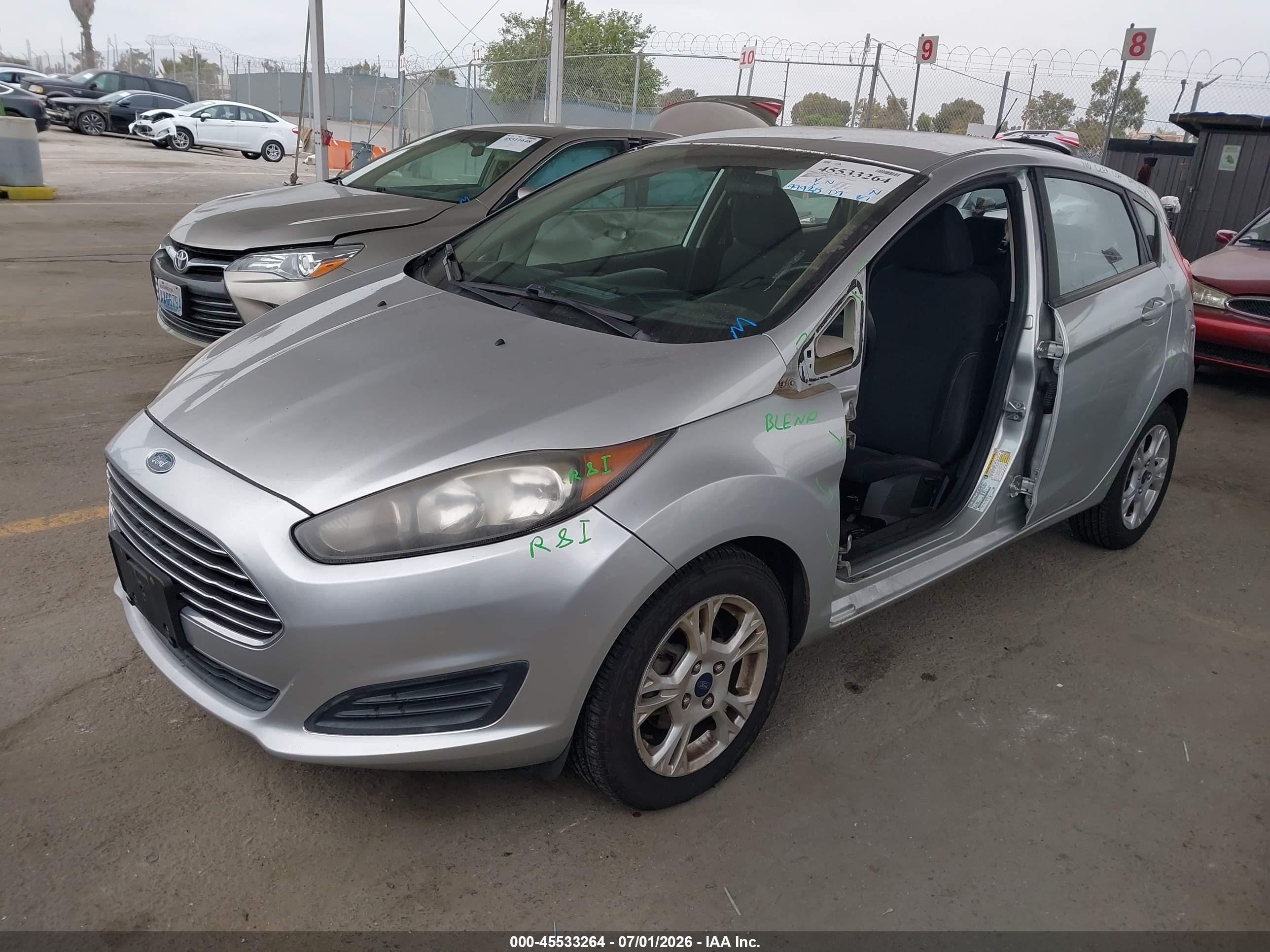 2015 Ford Fiesta Se Silver vin: 3FADP4EJ4FM181749