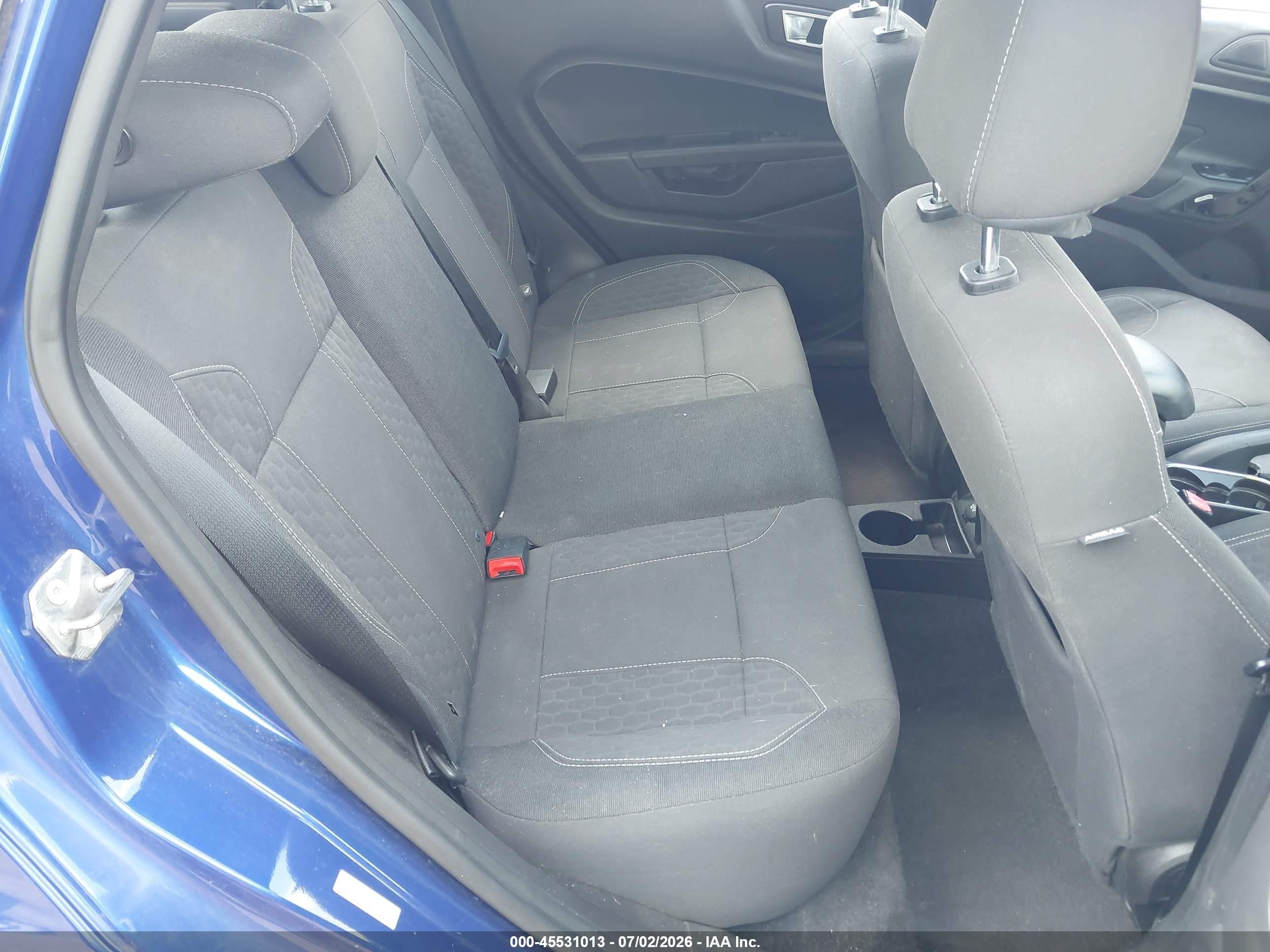 2015 Ford Fiesta Se Blue vin: 3FADP4EJ4FM205578