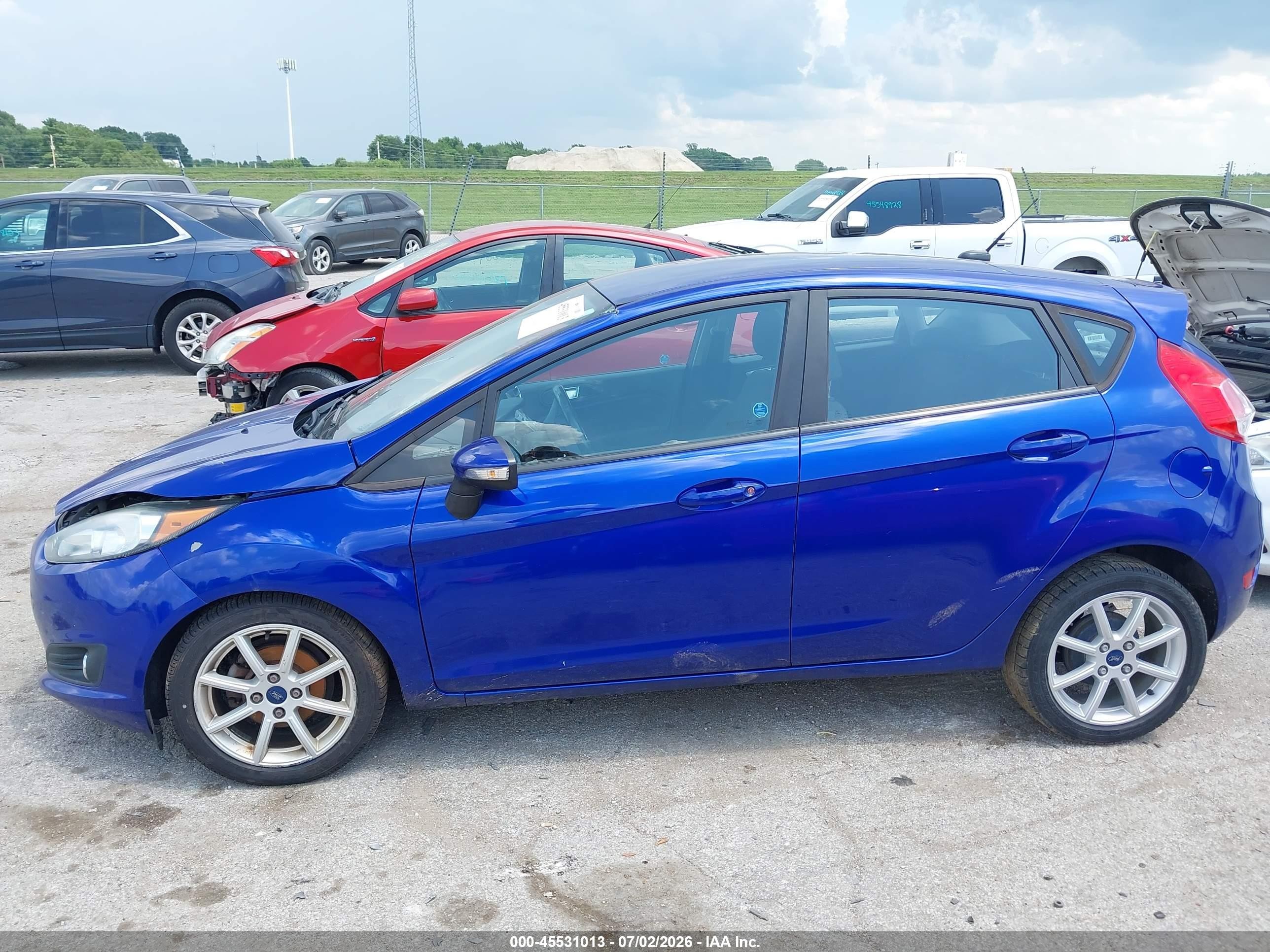 2015 Ford Fiesta Se Blue vin: 3FADP4EJ4FM205578