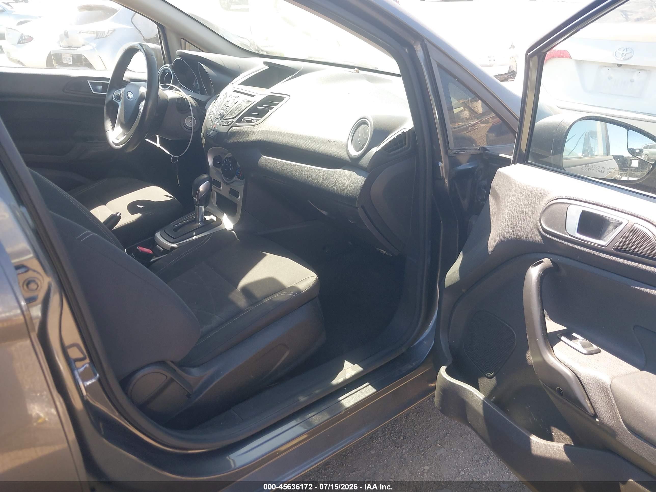 2015 Ford Fiesta Se Gray vin: 3FADP4EJ4FM225197