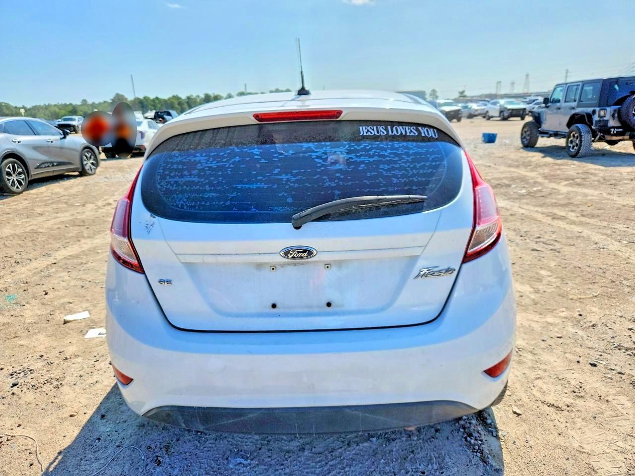 2015 Ford Fiesta Se White vin: 3FADP4EJ4FM225541