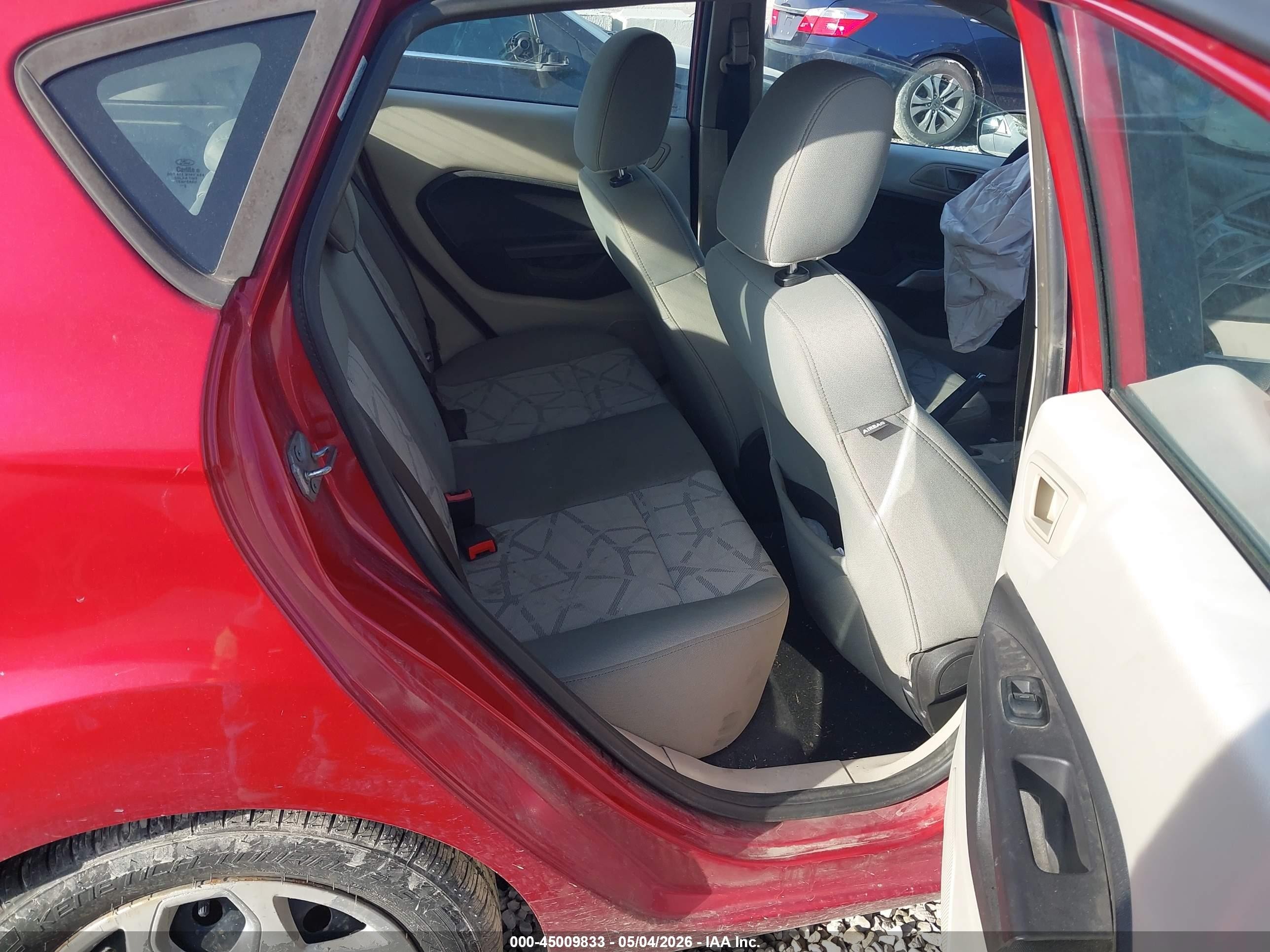 2011 Ford Fiesta Se Red vin: 3FADP4EJ5BM115852