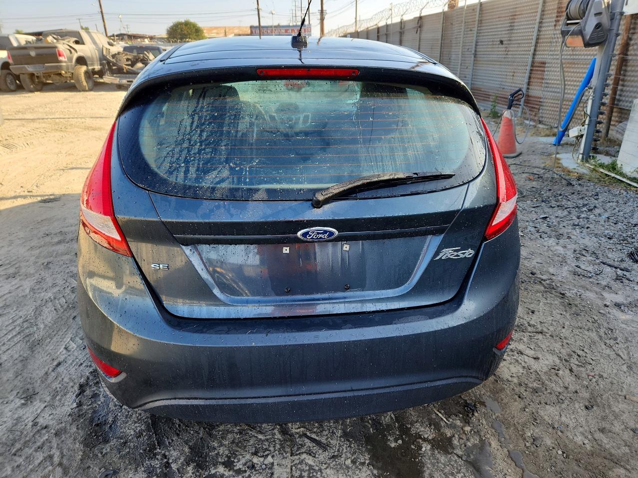 2011 Ford Fiesta Se Gray vin: 3FADP4EJ5BM157034