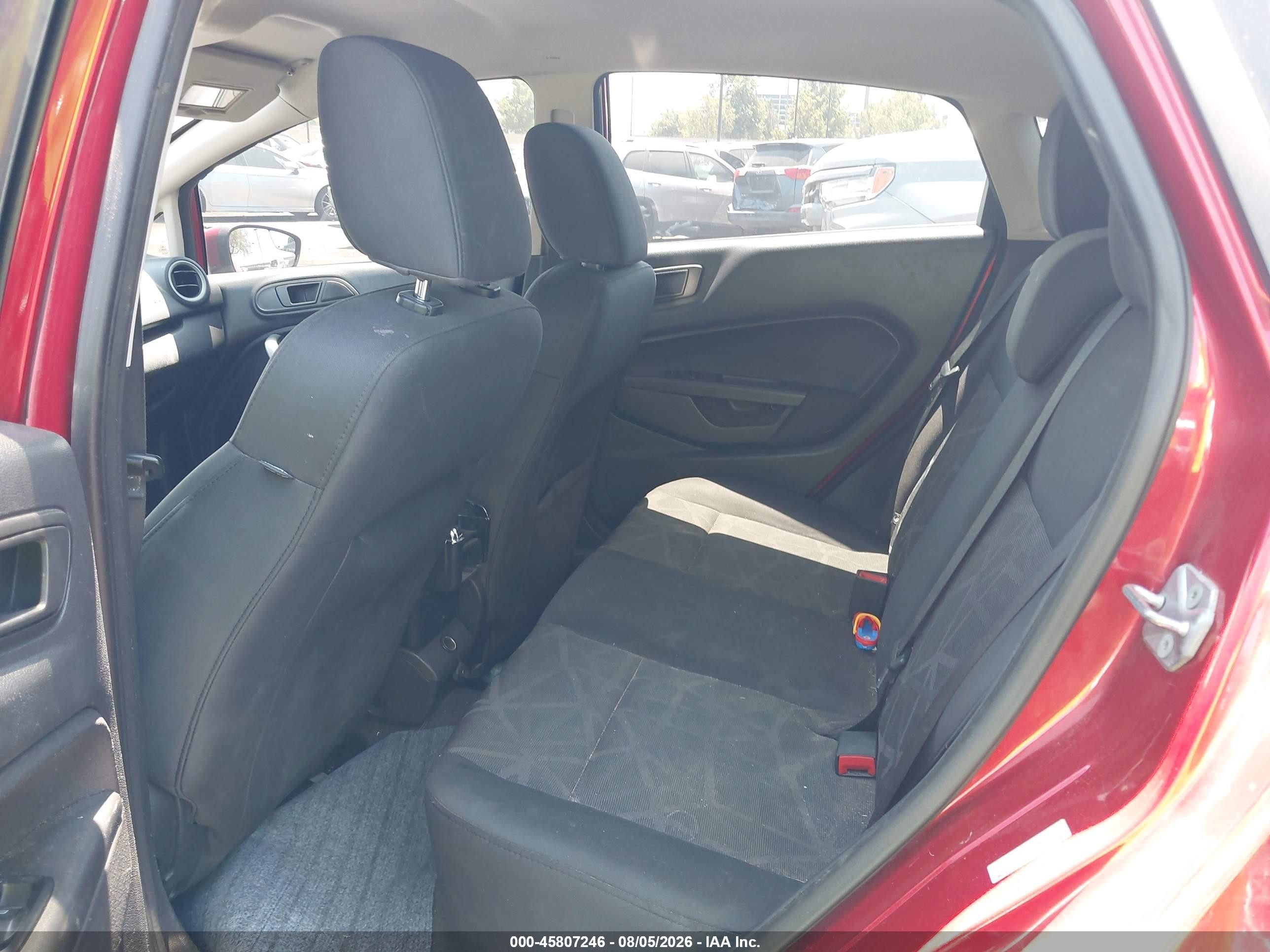 2011 Ford Fiesta Se Red vin: 3FADP4EJ5BM196660