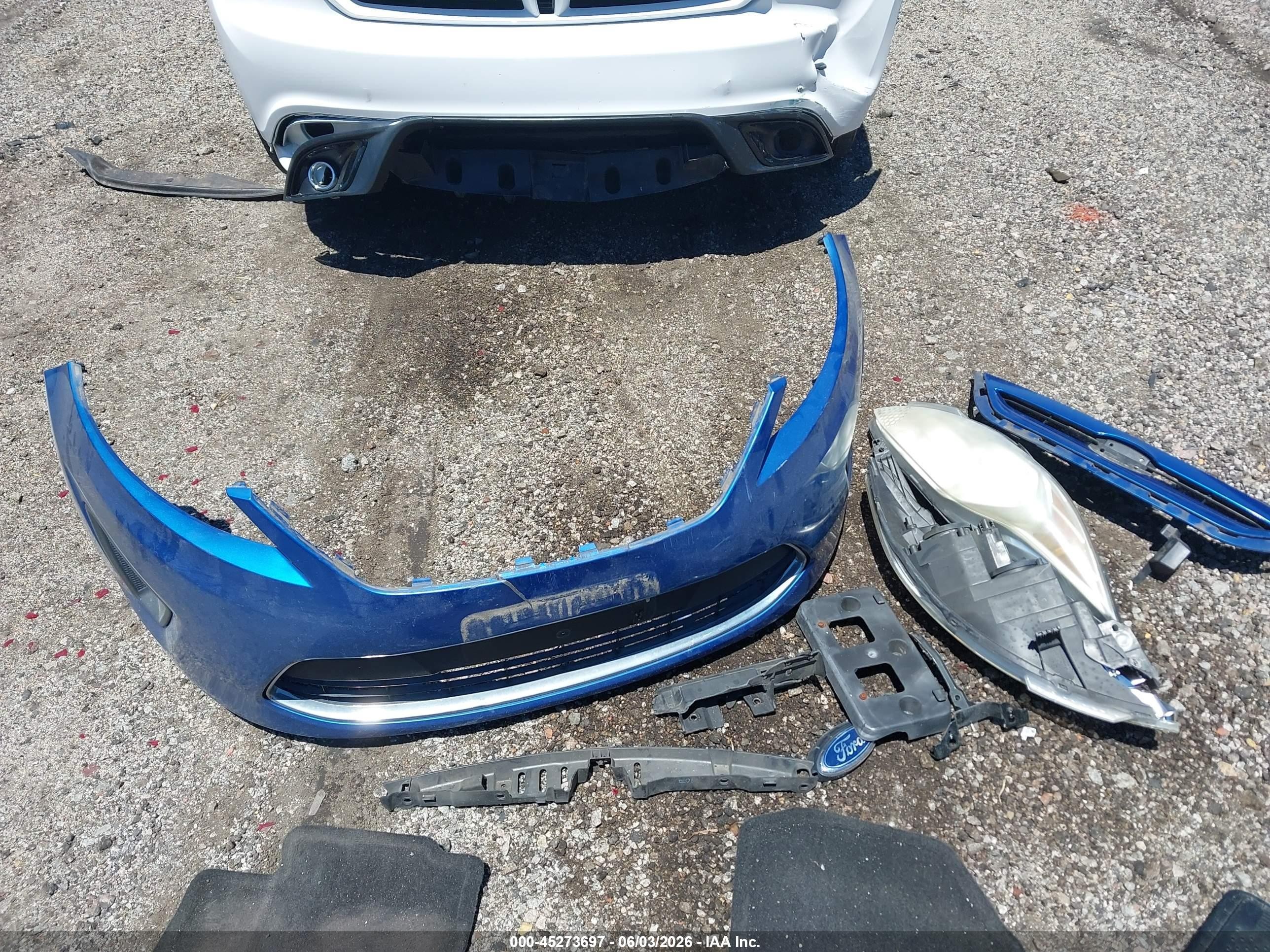 2011 Ford Fiesta Se Blue vin: 3FADP4EJ5BM206569