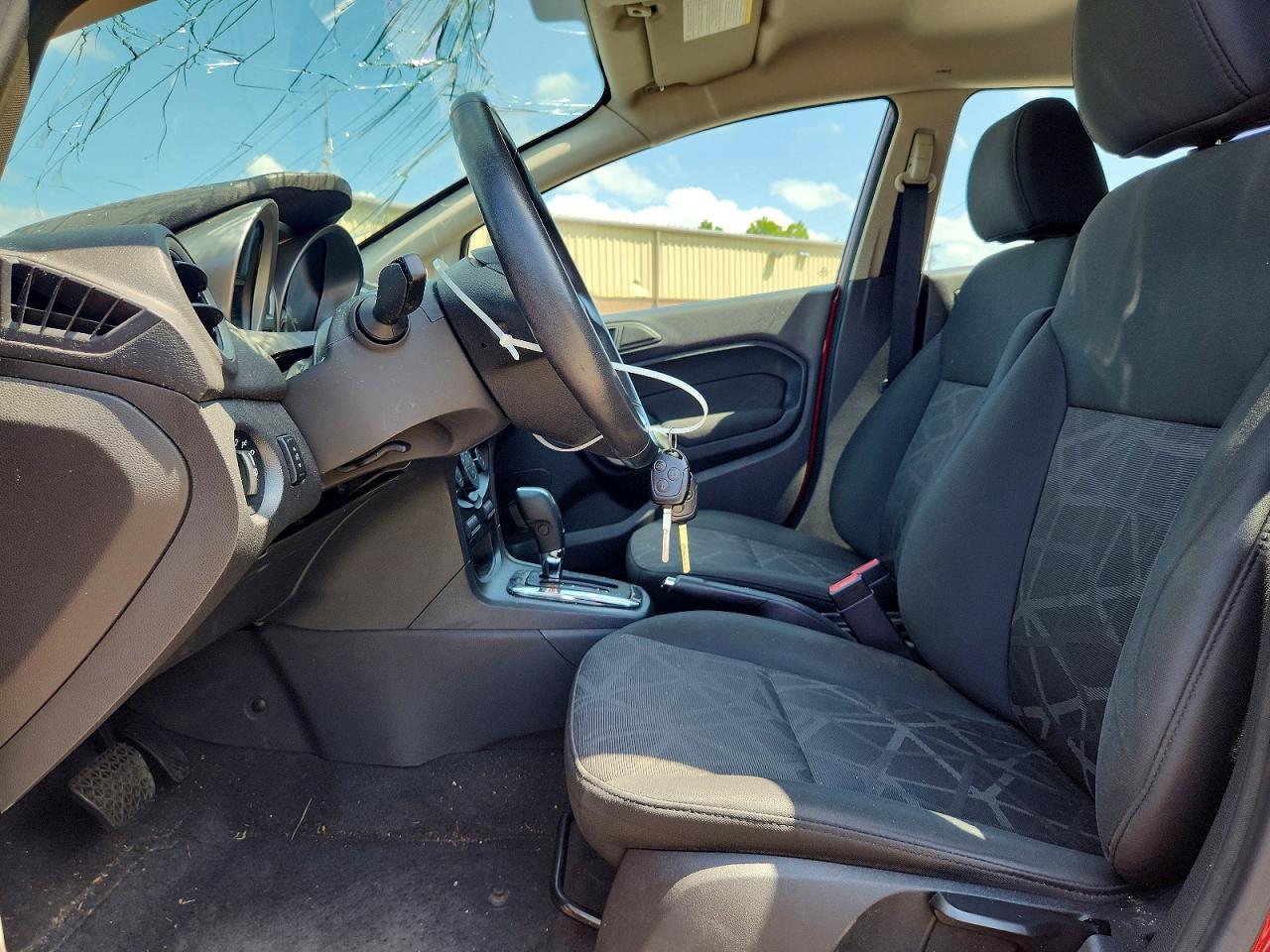 2013 Ford Fiesta Se Красный vin: 3FADP4EJ5DM103137