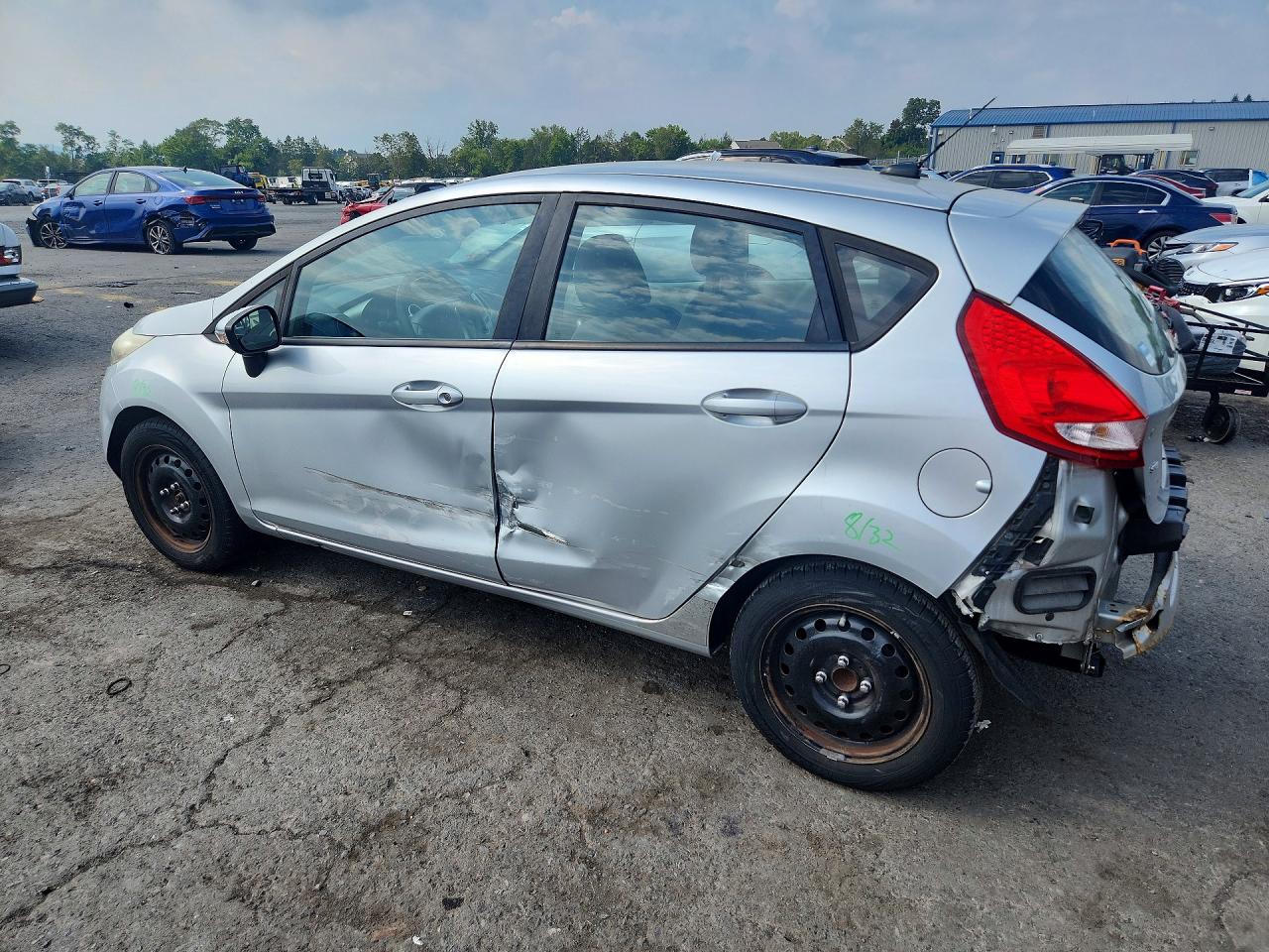 2013 Ford Fiesta Se Silver vin: 3FADP4EJ5DM107303