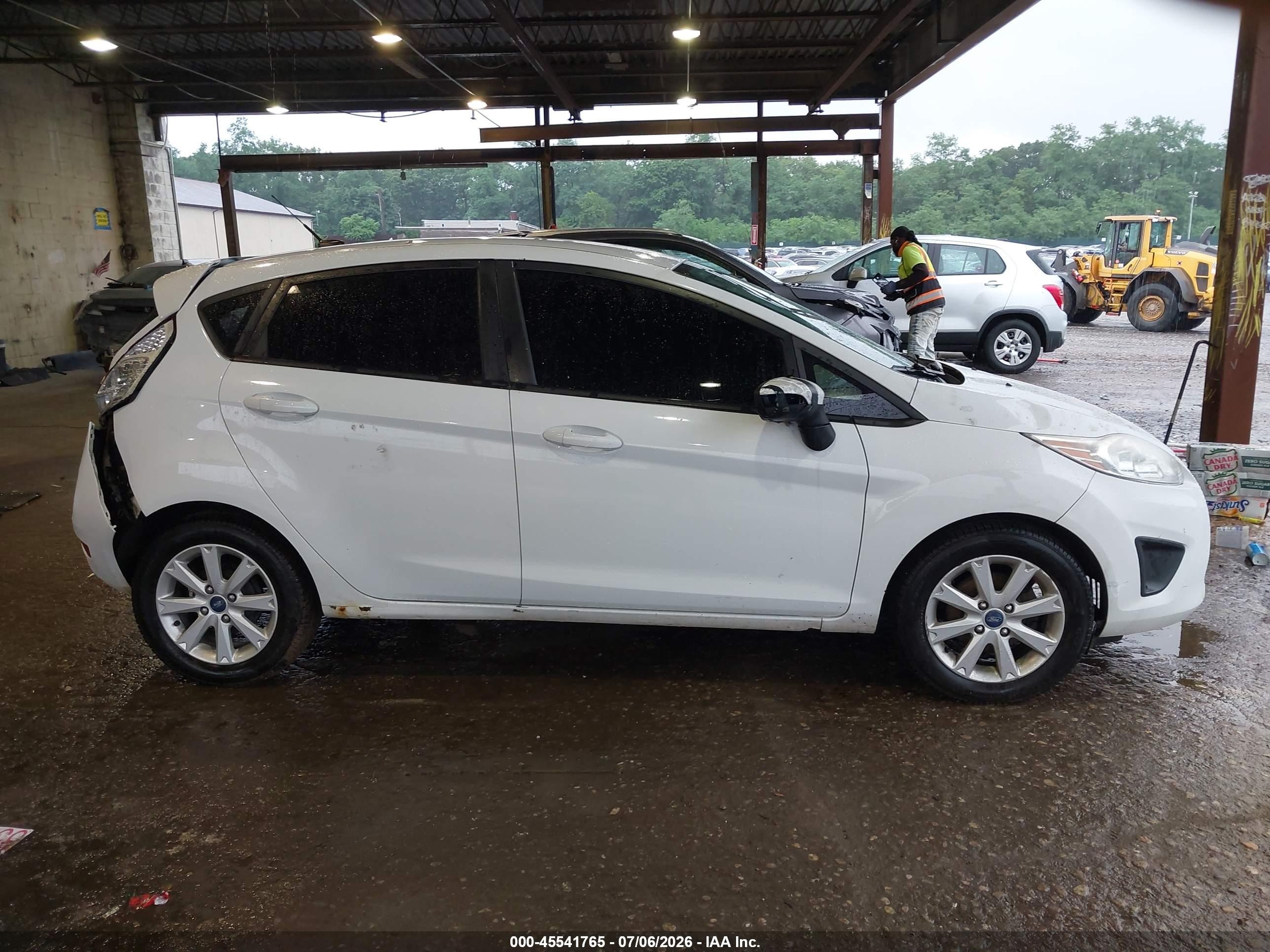 2013 Ford Fiesta Se White vin: 3FADP4EJ5DM158168