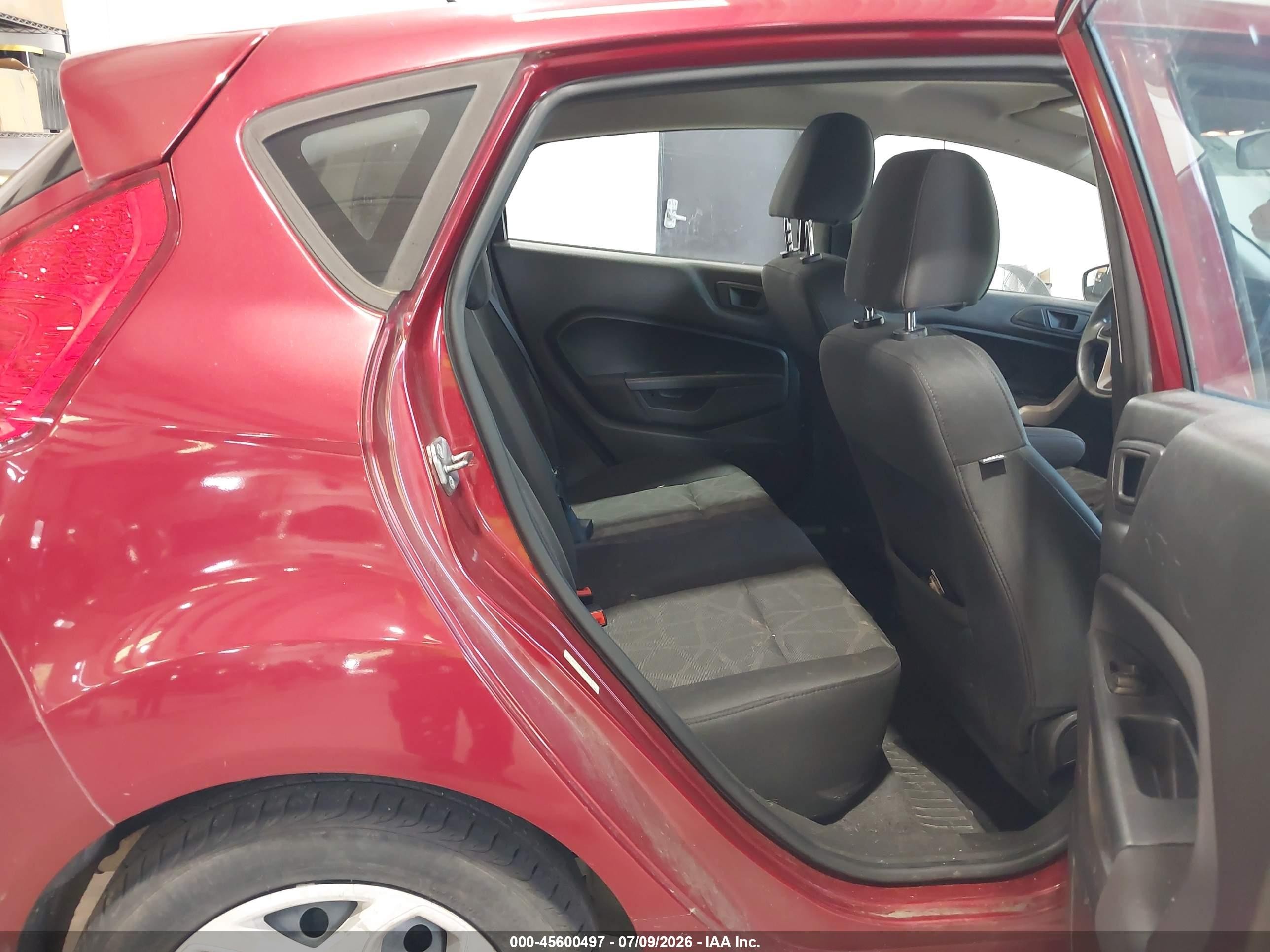 2013 Ford Fiesta Se Red vin: 3FADP4EJ5DM184060