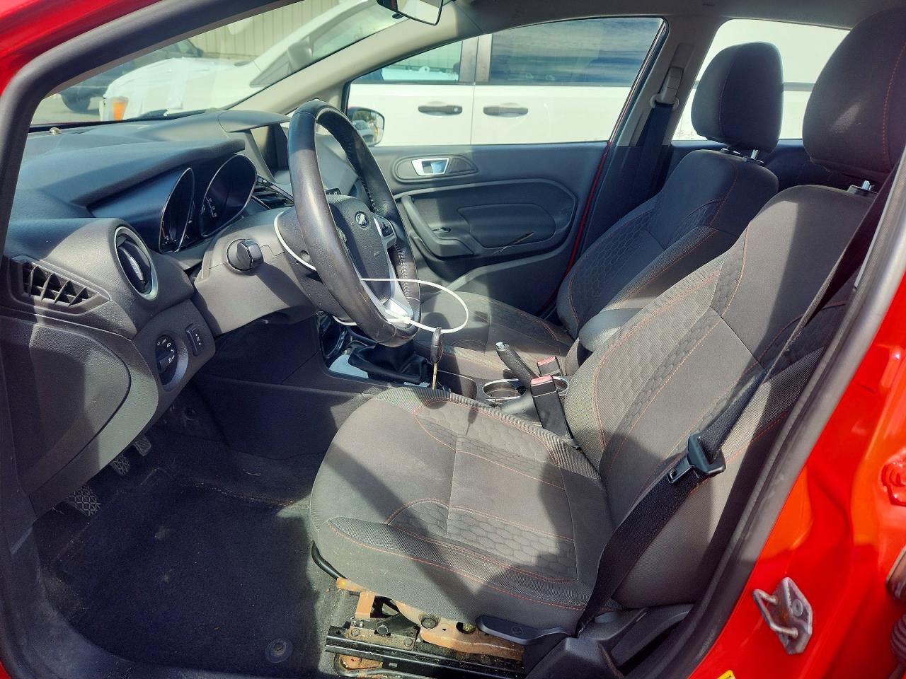 2014 Ford Fiesta Se Red vin: 3FADP4EJ5EM100420