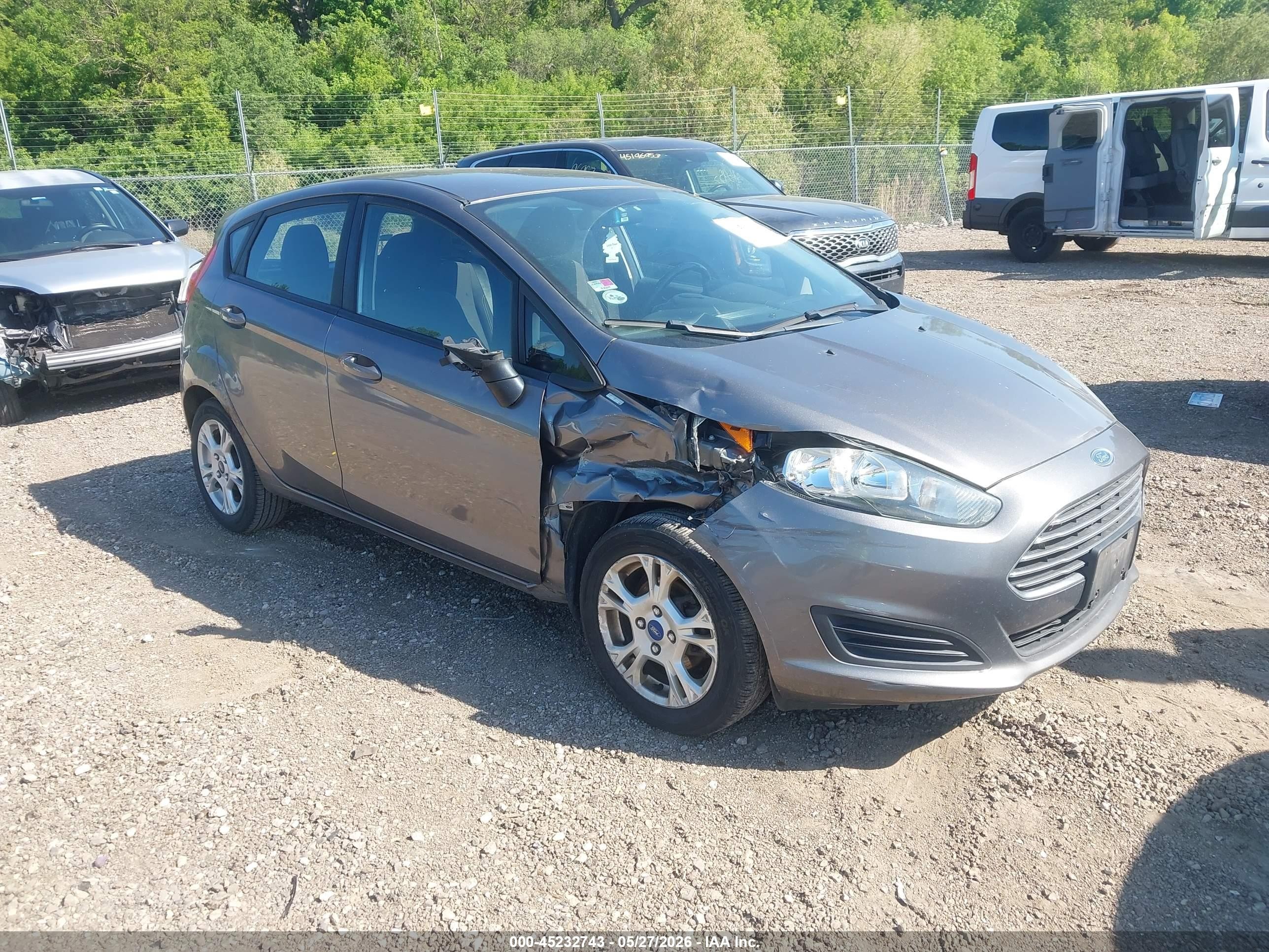 2014 Ford Fiesta Se Gray vin: 3FADP4EJ5EM145731