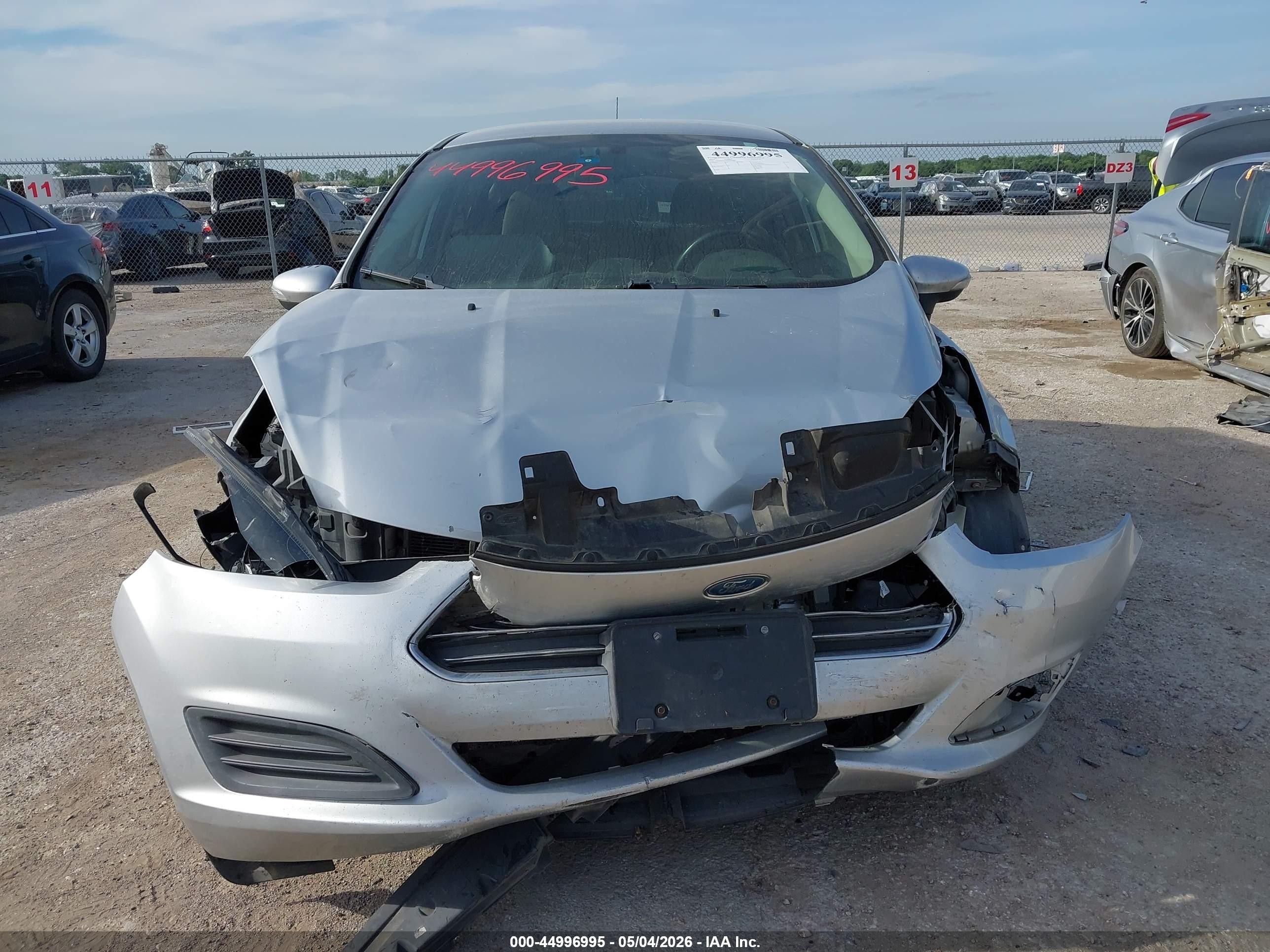2014 Ford Fiesta Se Silver vin: 3FADP4EJ5EM154560