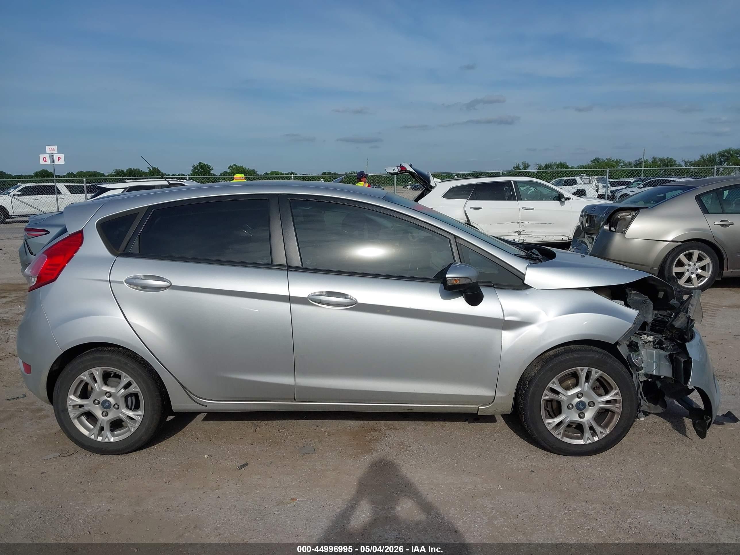 2014 Ford Fiesta Se Silver vin: 3FADP4EJ5EM154560