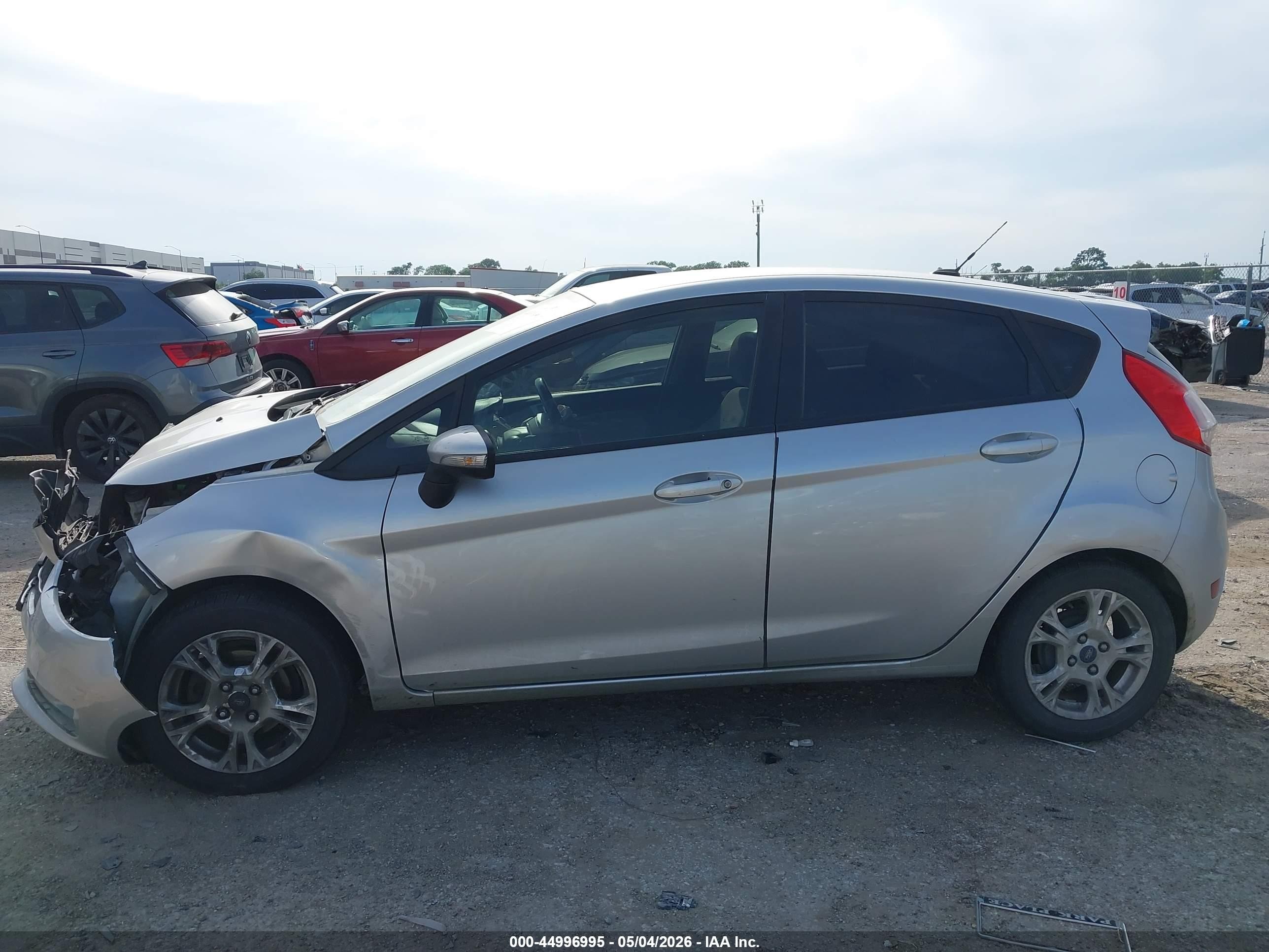 2014 Ford Fiesta Se Silver vin: 3FADP4EJ5EM154560