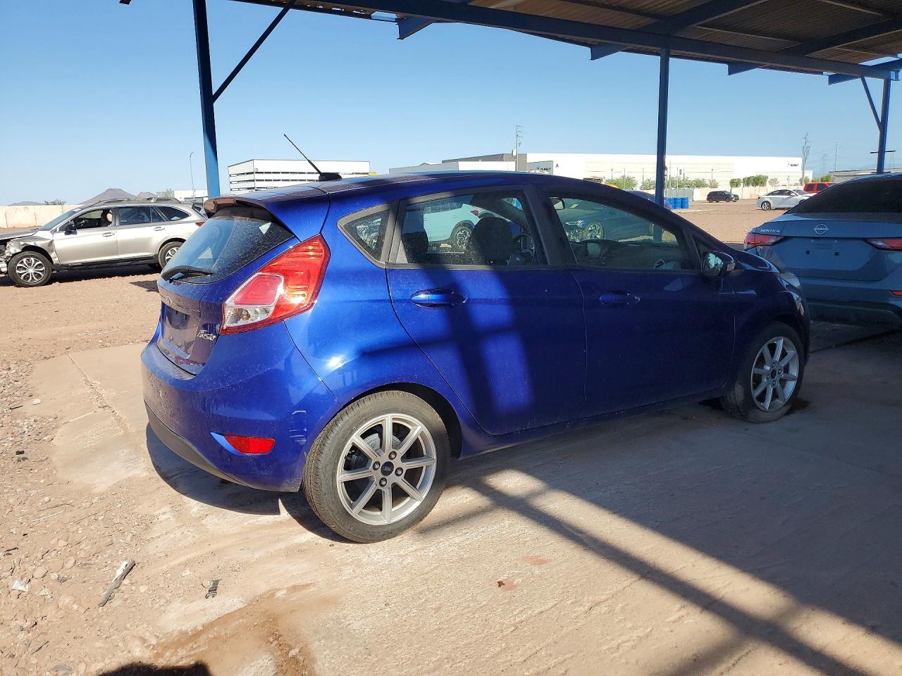 2015 Ford Fiesta Se Blue vin: 3FADP4EJ5FM106087