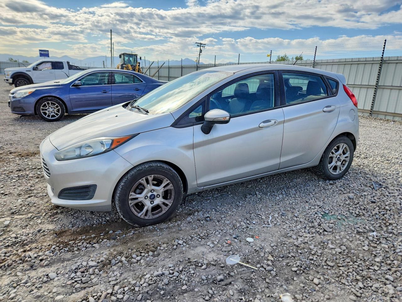 2015 Ford Fiesta Se Silver vin: 3FADP4EJ5FM107949
