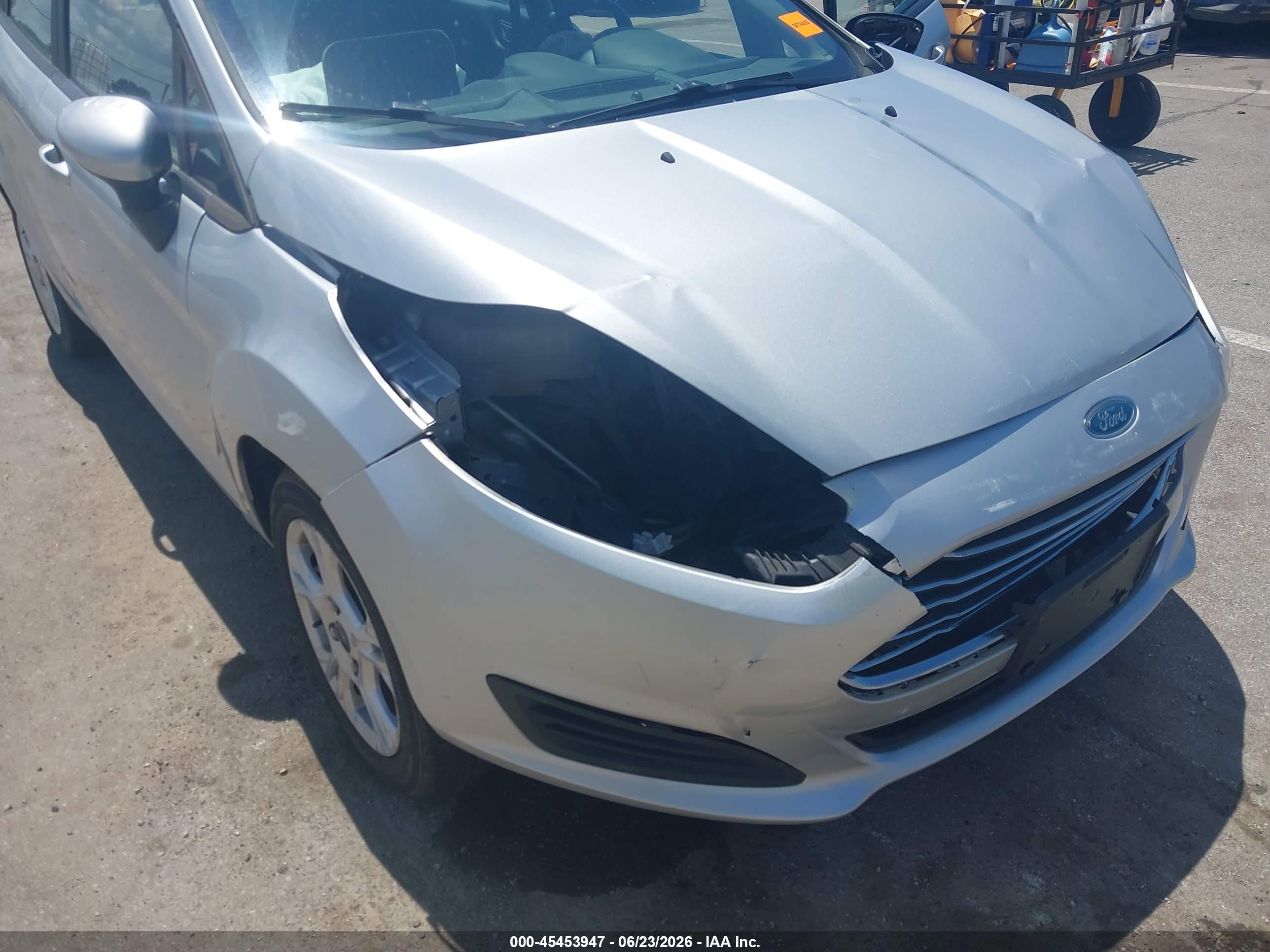 2015 Ford Fiesta Se Silver vin: 3FADP4EJ5FM187253