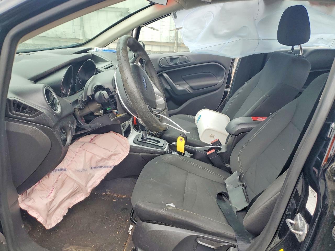 2017 Ford Fiesta Se Черный vin: 3FADP4EJ5HM119117