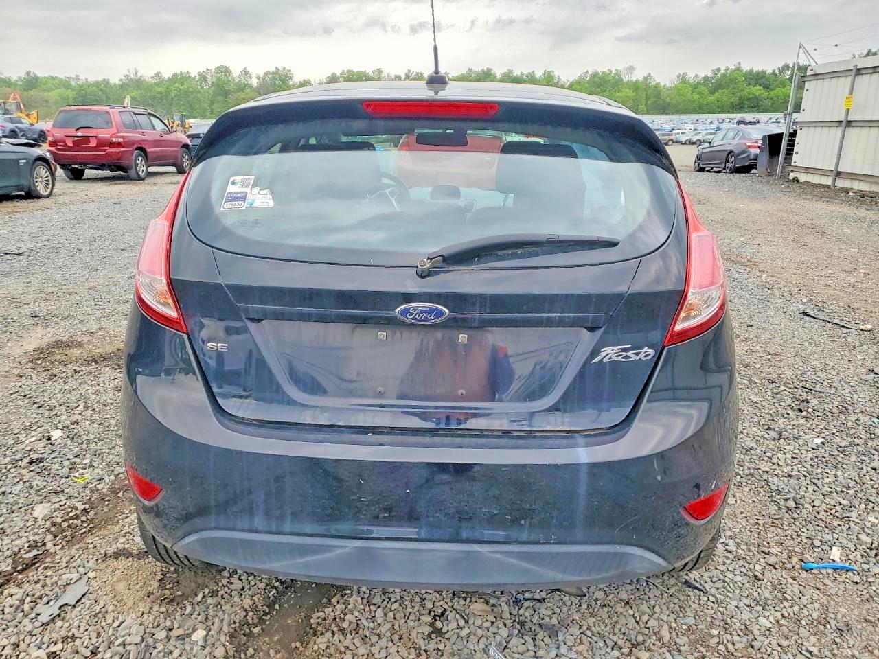 2017 Ford Fiesta Se Черный vin: 3FADP4EJ5HM119117