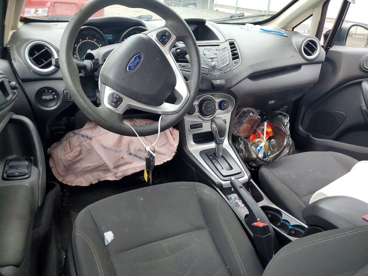 2017 Ford Fiesta Se Черный vin: 3FADP4EJ5HM119117