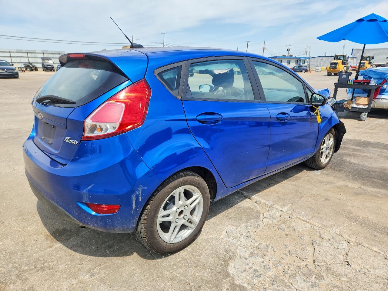 2018 Ford Fiesta Se Синий vin: 3FADP4EJ5JM106910